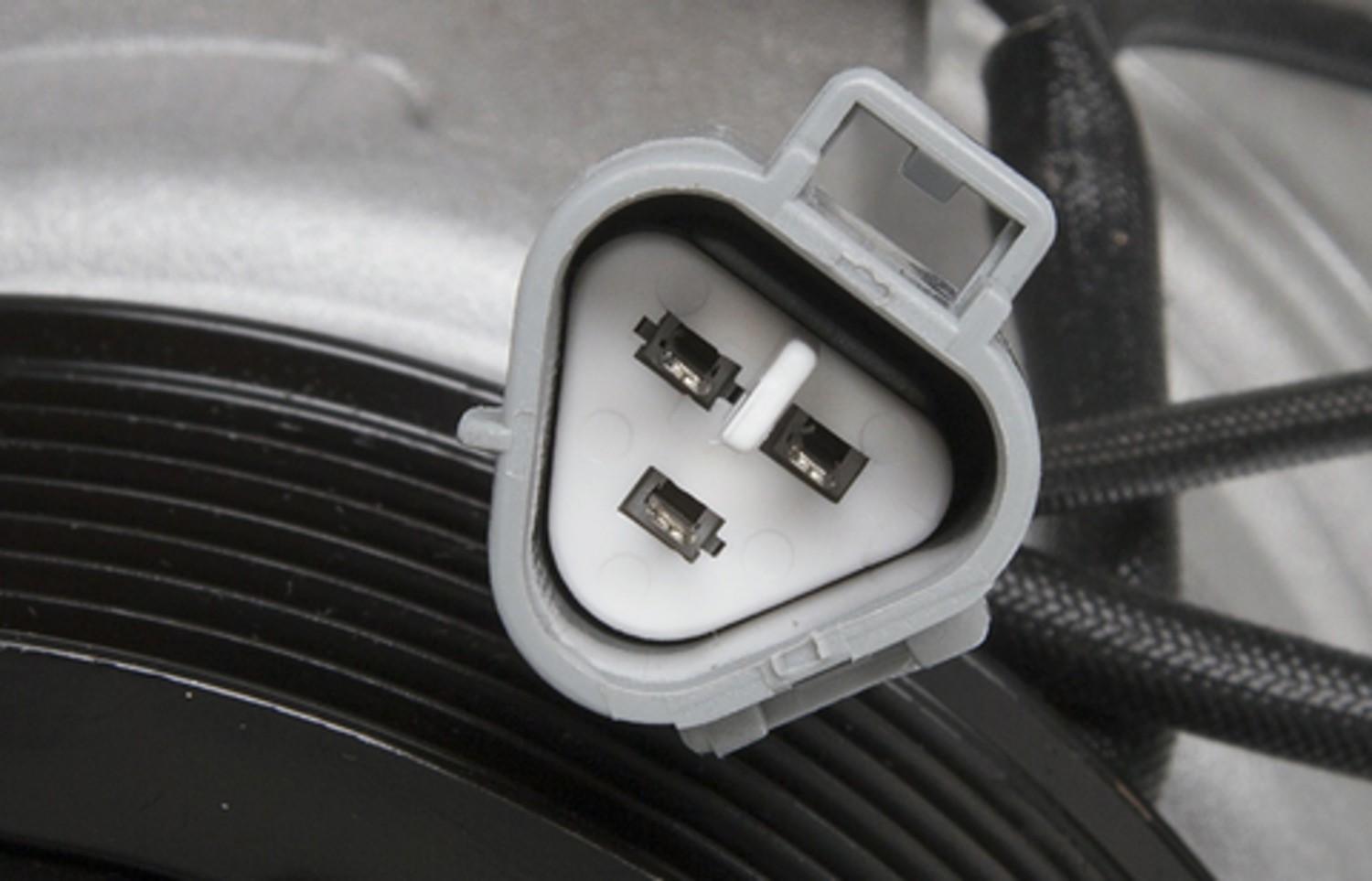 Four Seasons New Nippondenso 10SR19C Compressor w/ Clutch 158327