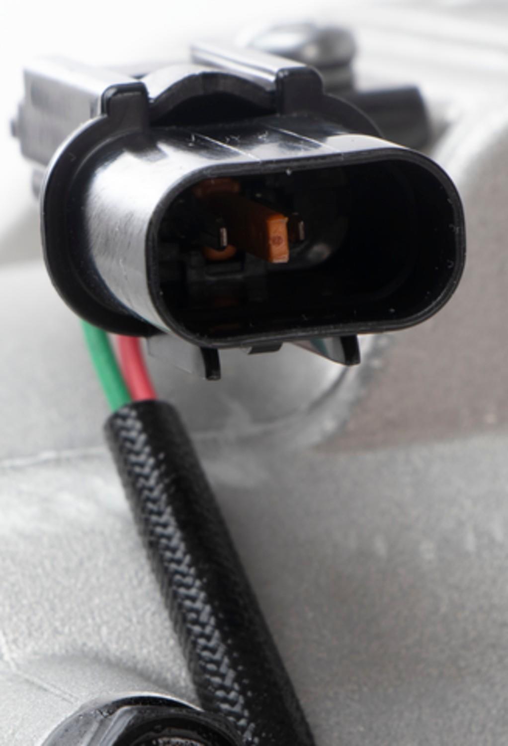 Four Seasons New Hannon HV17 Compressor w/ Clutch 158392