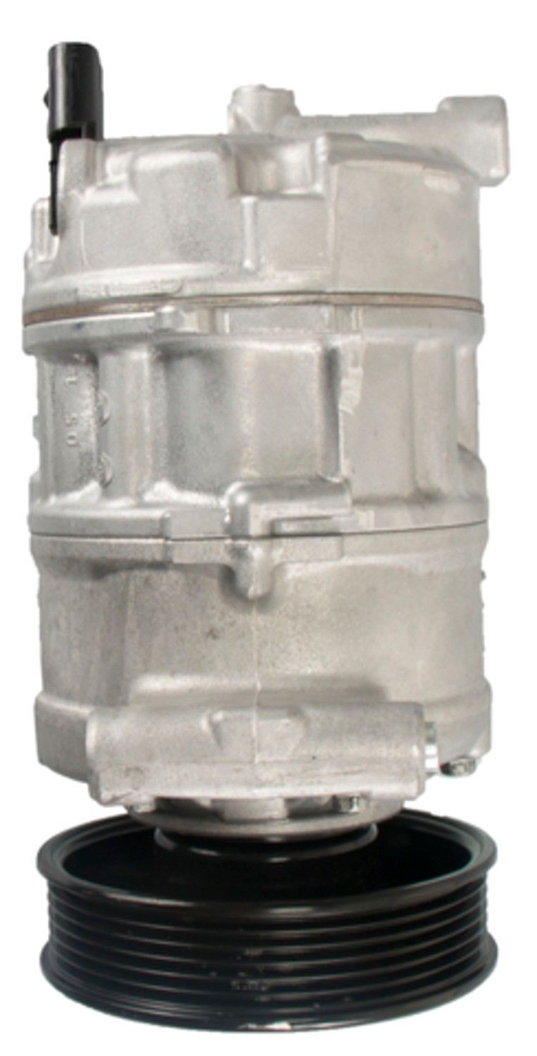 Four Seasons New Nippondenso 6SES14C Compressor w/ Clutch 168315