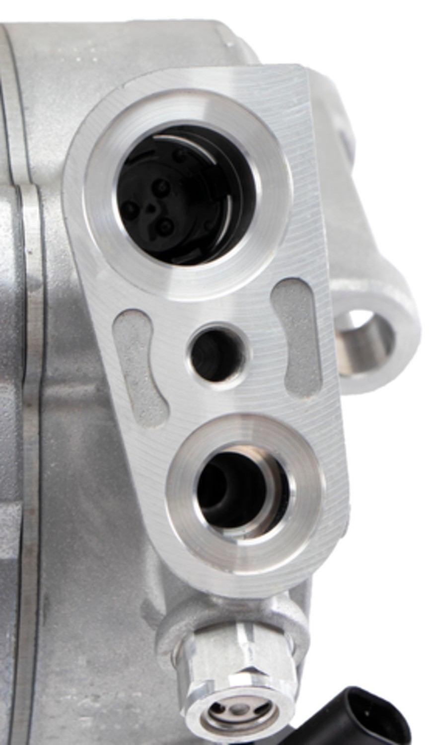 Four Seasons New Nippondenso 6SAS14C Compressor w/ Clutch 168377