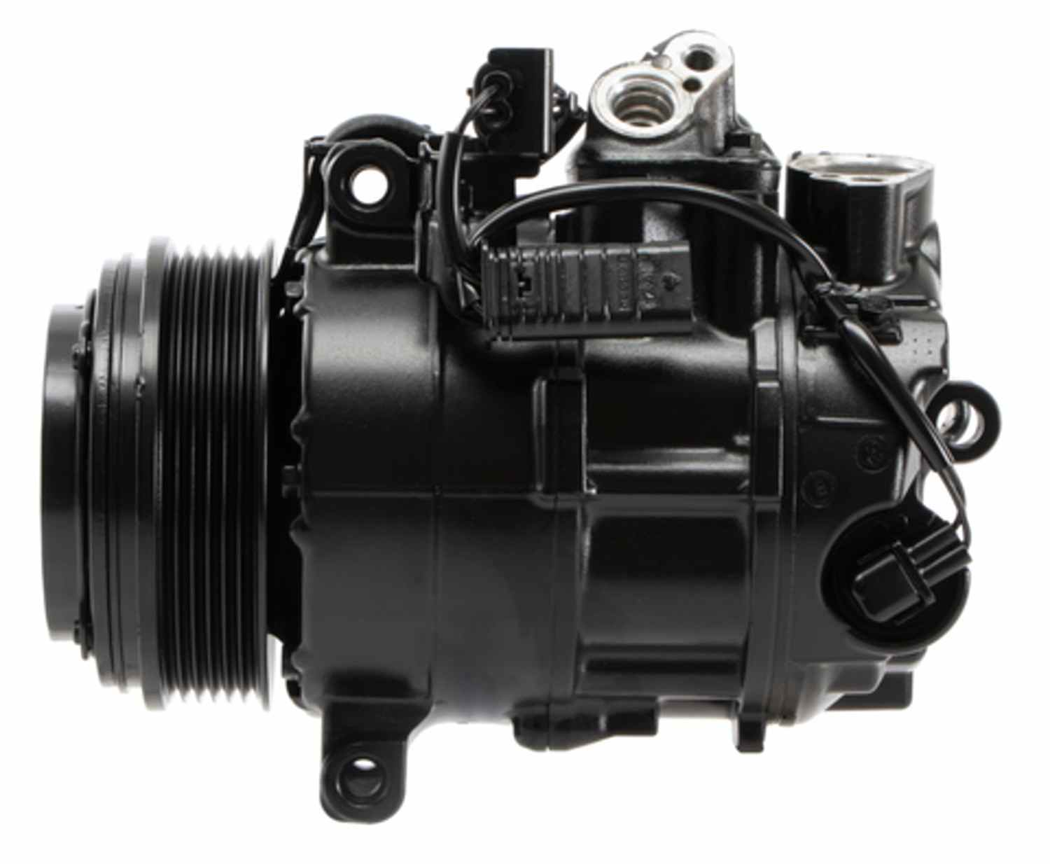 Four Seasons Reman Nippondenso 6SBU16 Compressor w/ Clutch 197379