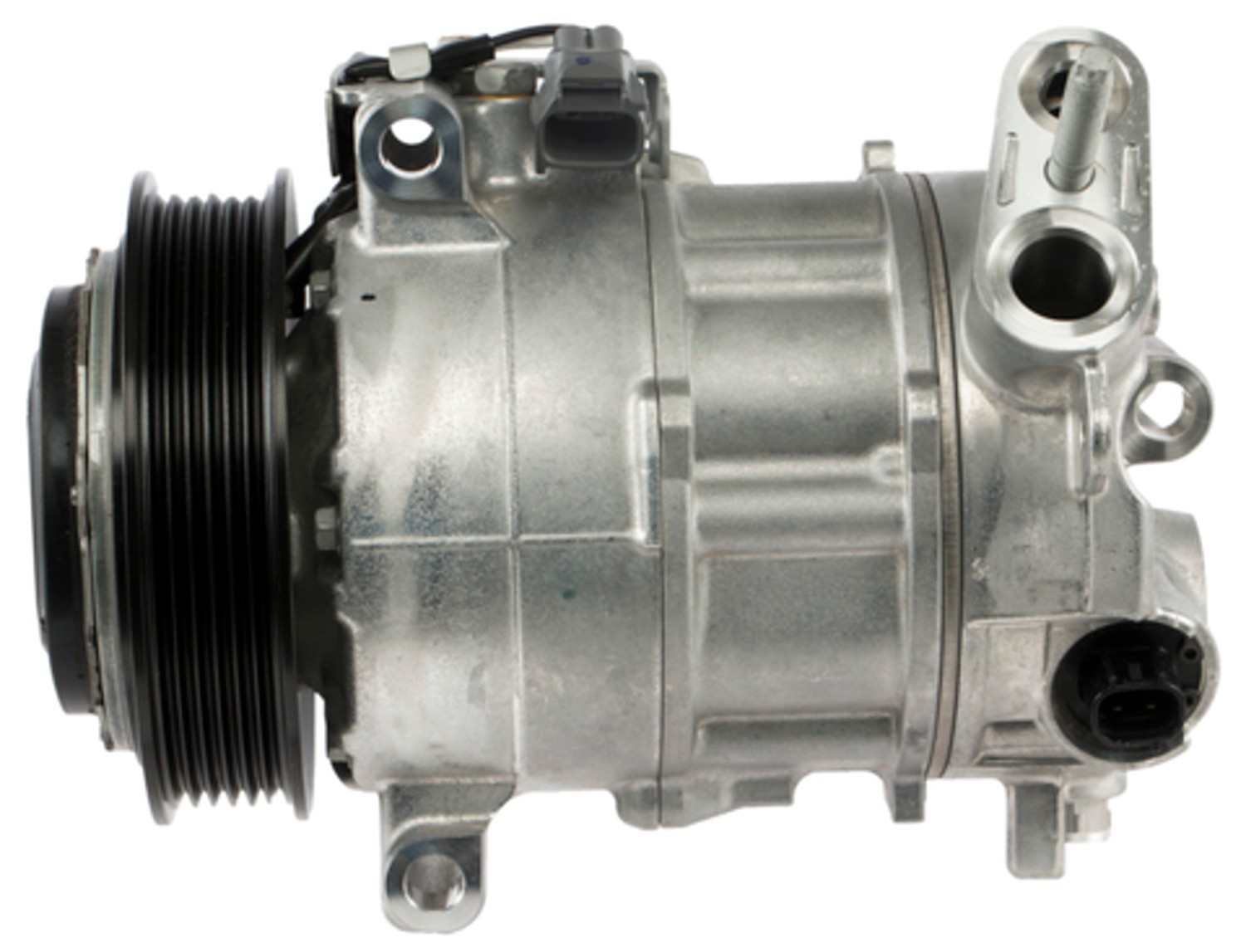 Four Seasons New Nippondenso 6SBU16 Compressor w/ Clutch 198302