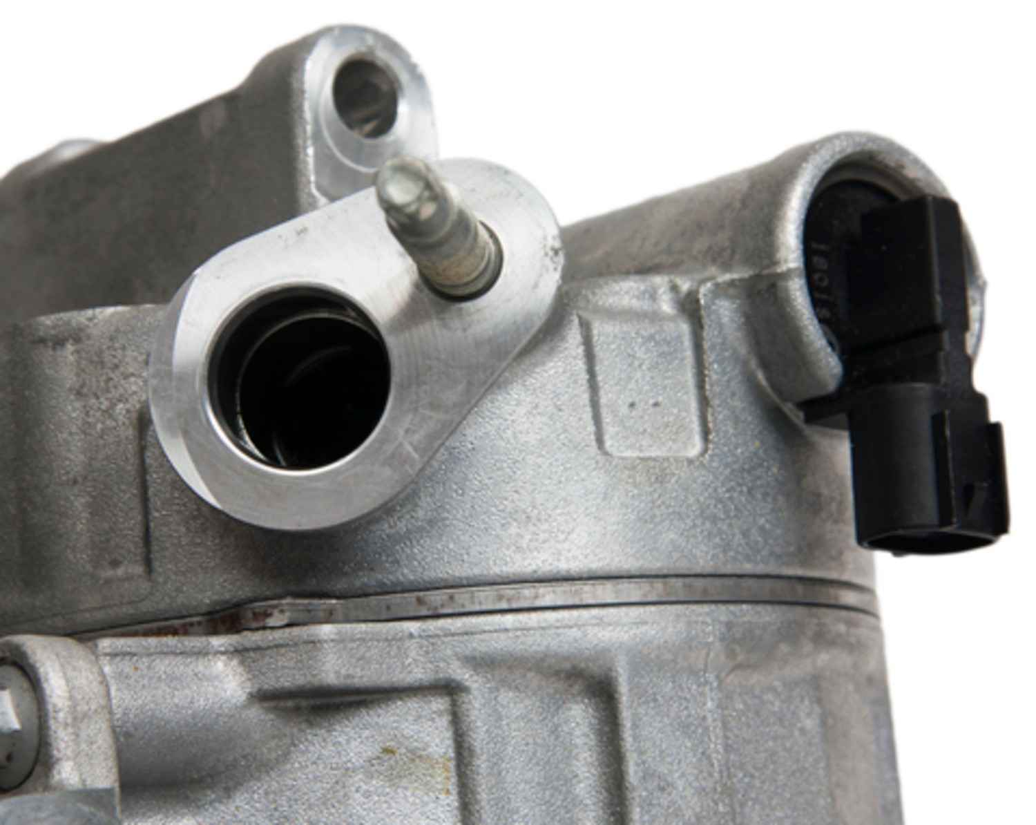 Four Seasons New Nippondenso 7SBH17 Compressor w/ Clutch 198358