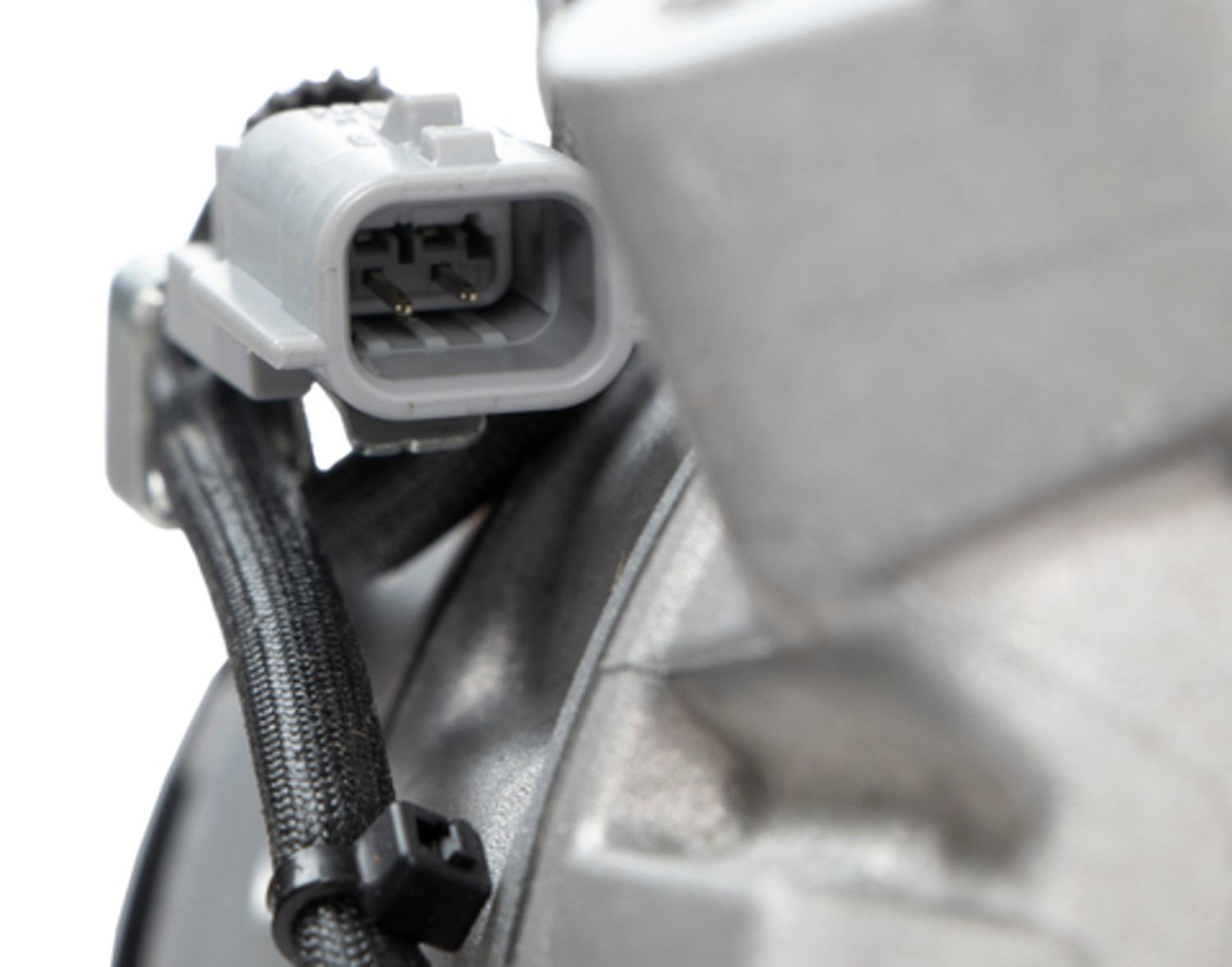 Four Seasons New York-Diesel Kiki-Zexel-Seltec DCS17E Compressor w/ Clutch 198487