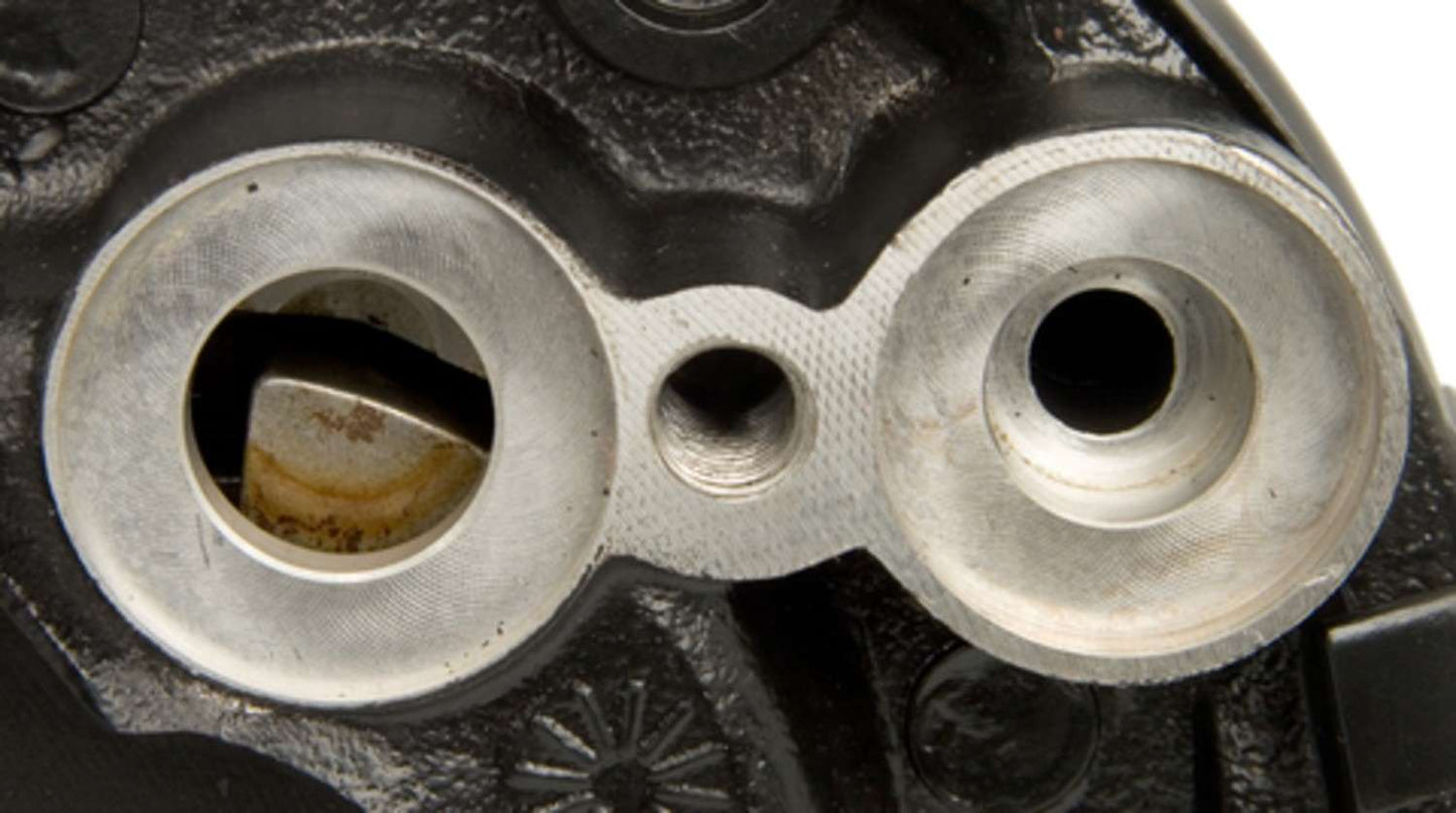 Four Seasons Reman R4 Lightweight Compressor w/ Clutch 57942