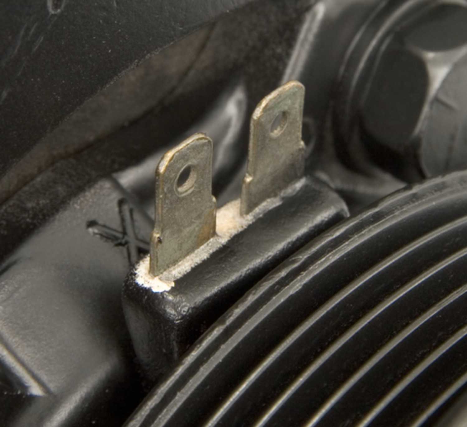 Four Seasons Reman R4 Lightweight Compressor w/ Clutch 57943