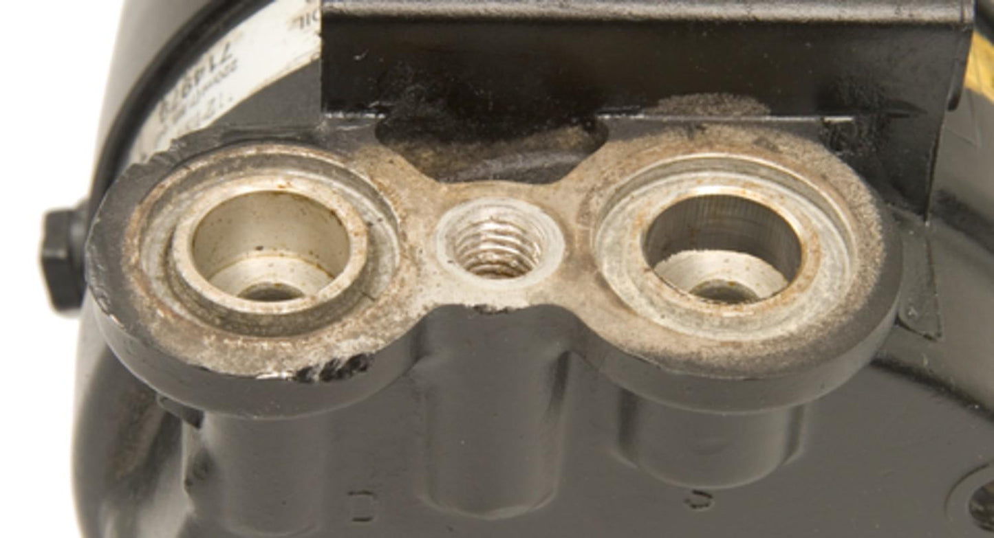 Four Seasons Reman GM V5 Compressor w/ Clutch 67270