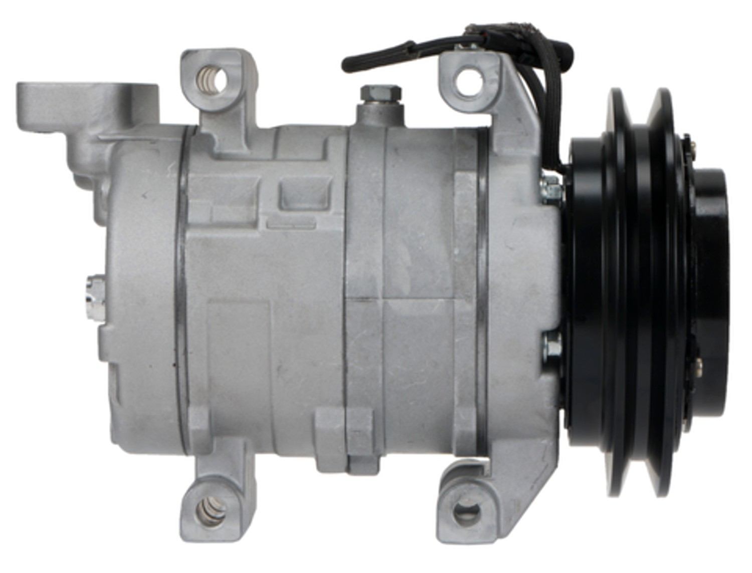 Four Seasons New York-Diesel Kiki-Zexel-Seltec DKS15 Compressor w/ Clutch 68403
