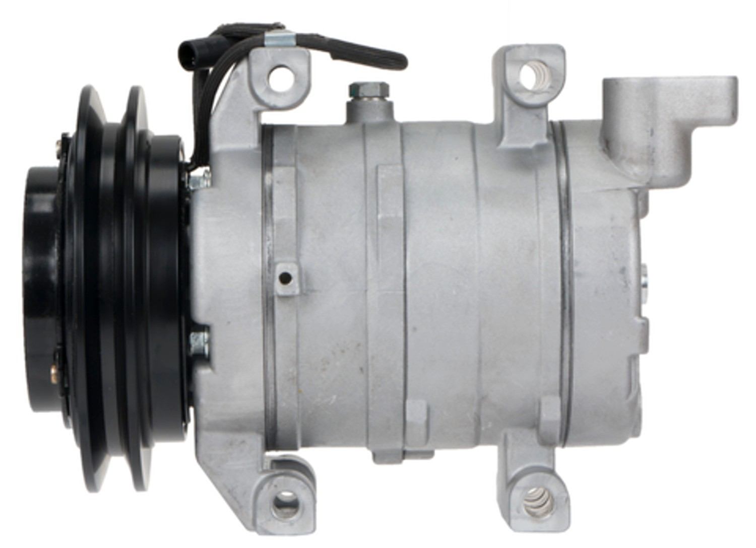 Four Seasons New York-Diesel Kiki-Zexel-Seltec DKS15 Compressor w/ Clutch 68403