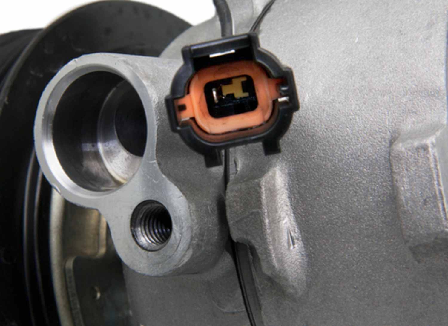 Four Seasons New Calsonic CR-14 Compressor w/ Clutch 68457