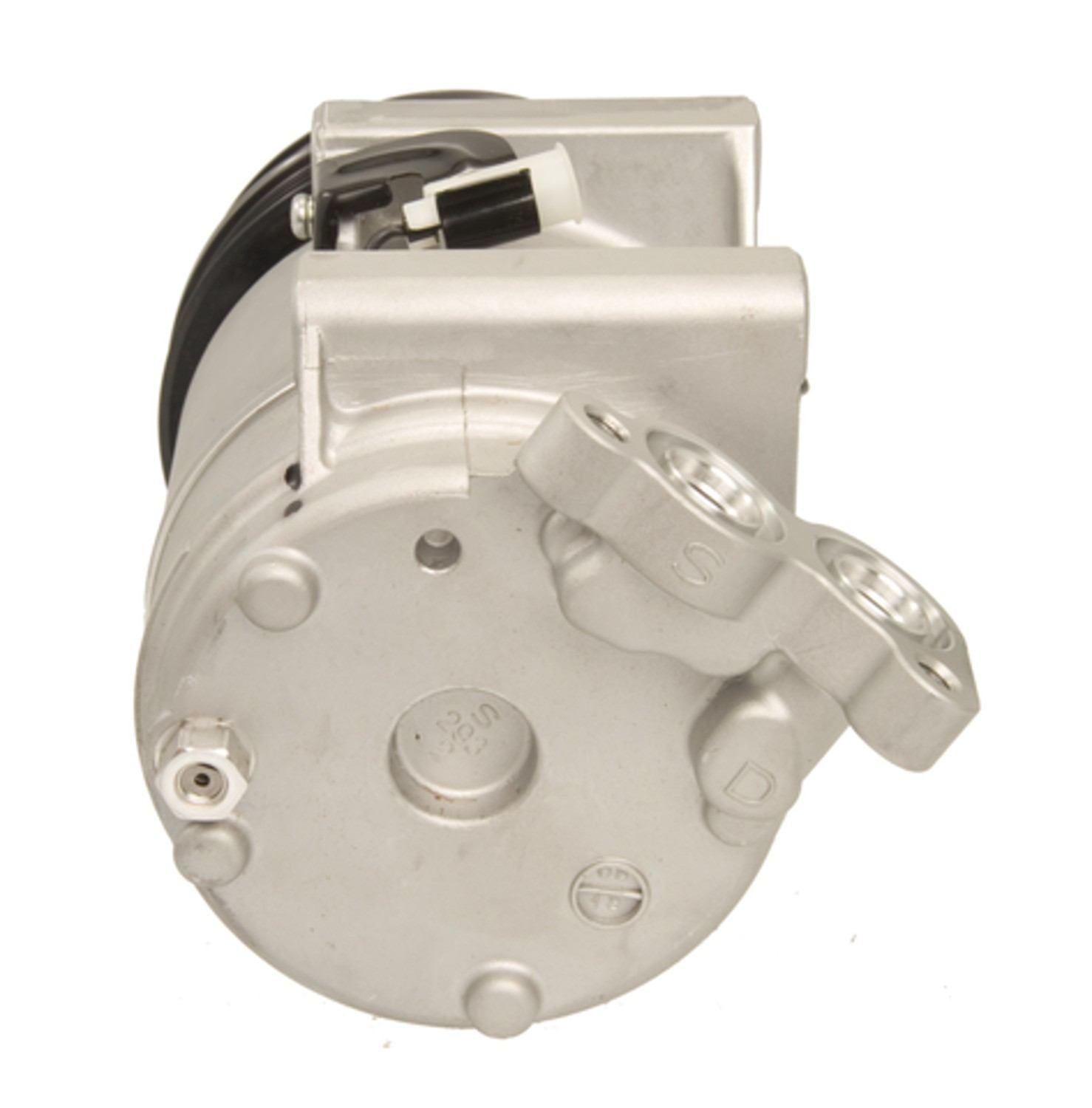 Four Seasons New York-Diesel Kiki-Zexel-Seltec DKS15CH Compressor w/ Clutch 68647