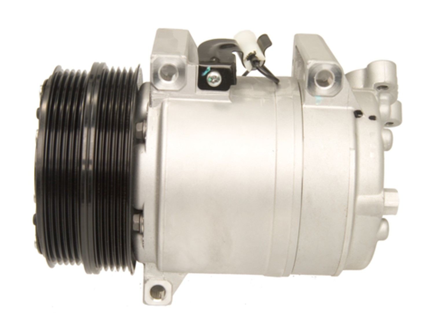 Four Seasons New York-Diesel Kiki-Zexel-Seltec DKS15CH Compressor w/ Clutch 68647