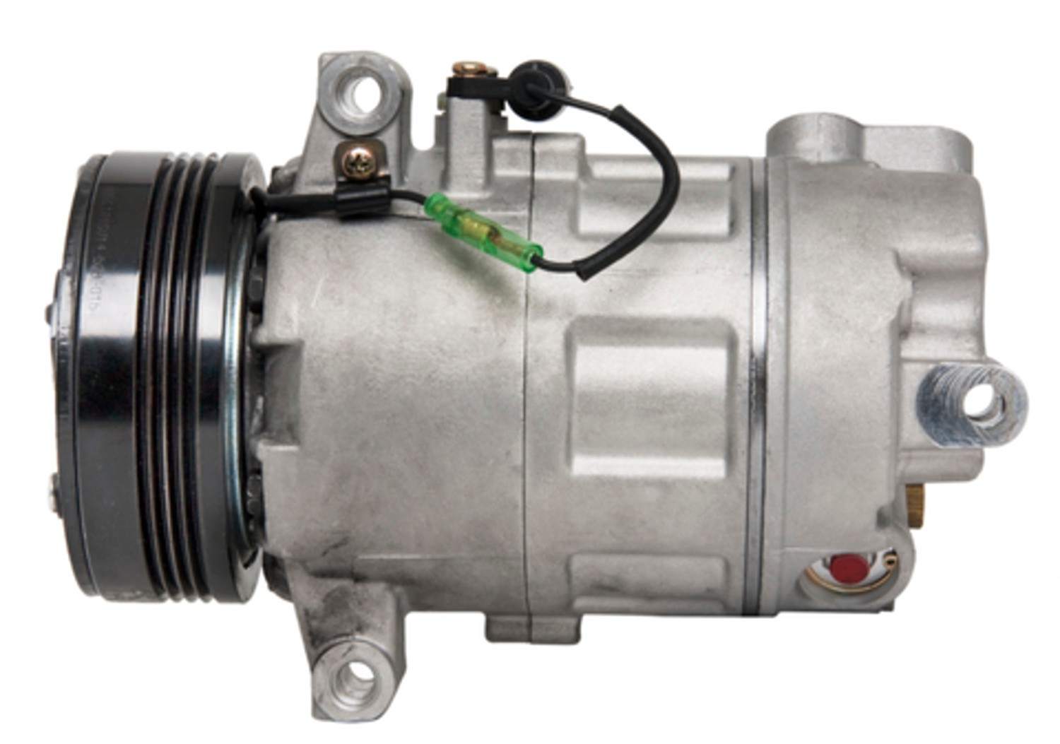 Four Seasons New Nihon/Calsonic CSV613 Compressor w/ Clutch 68660