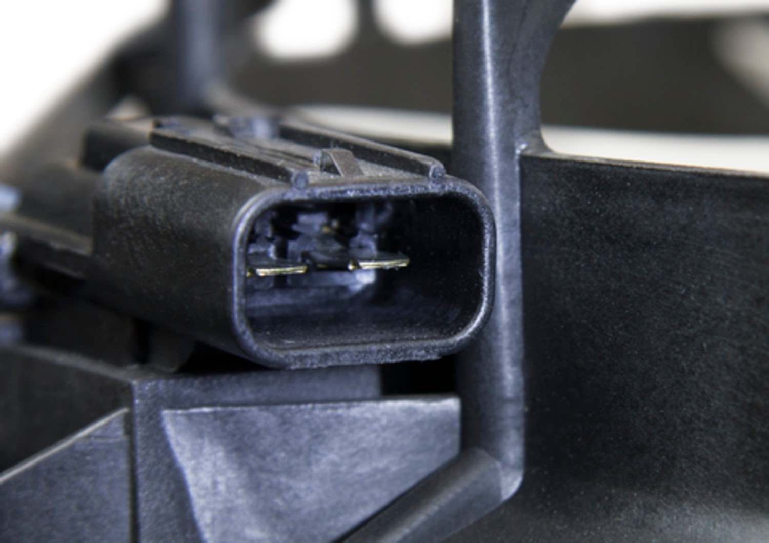 Four Seasons Condenser Fan Motor Assembly 76221