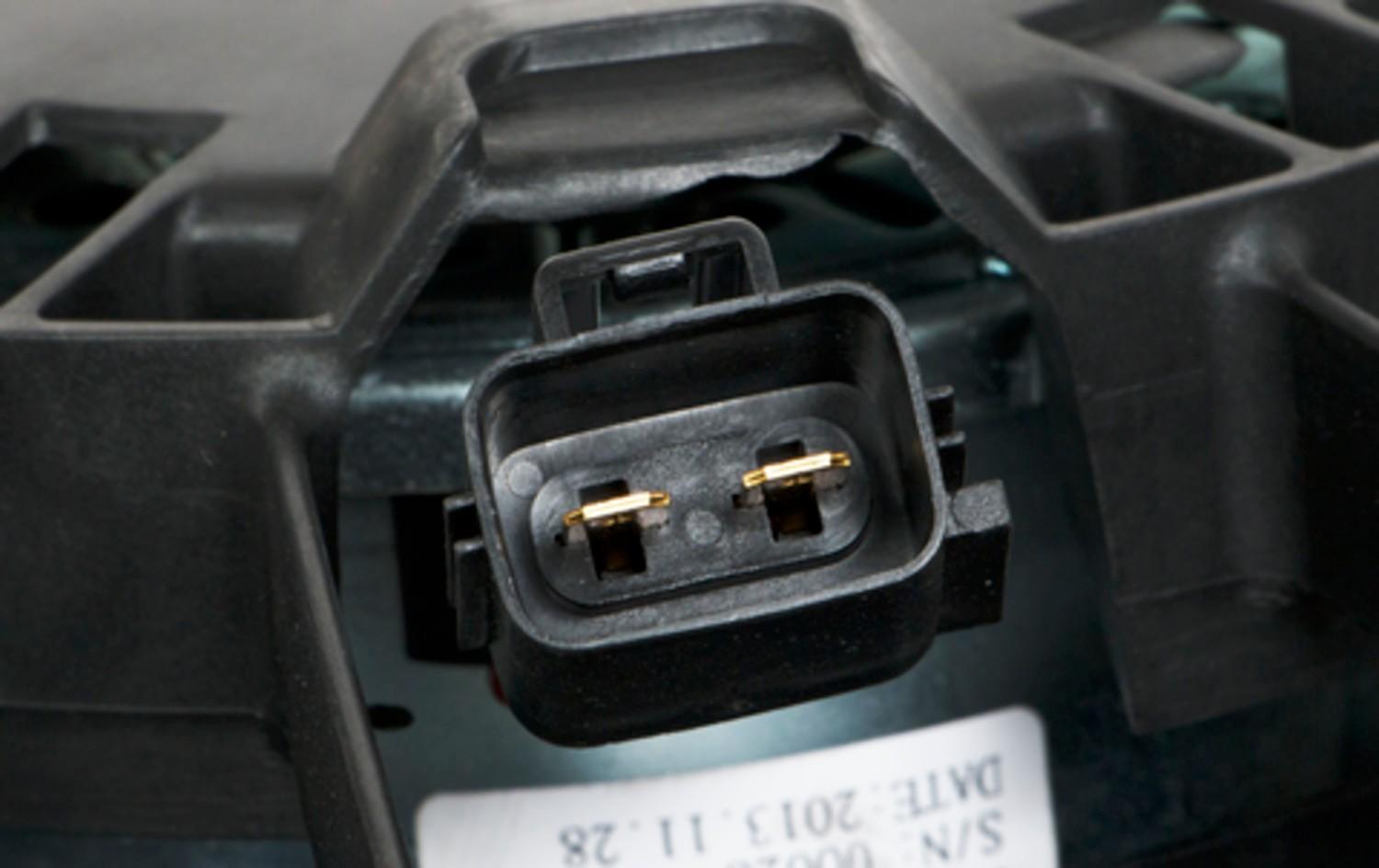 Four Seasons Radiator / Condenser Fan Motor Assembly 76261