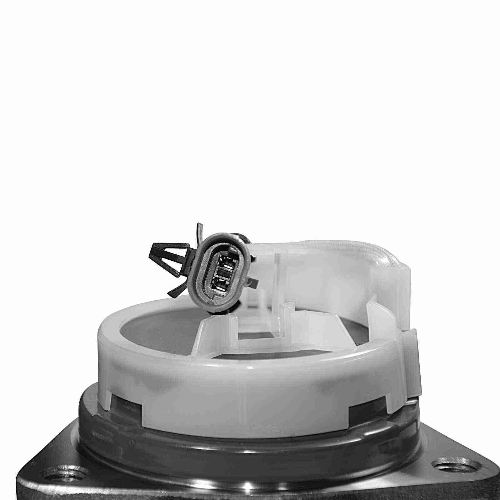 GSP Wheel Bearing and Hub Assembly 104186