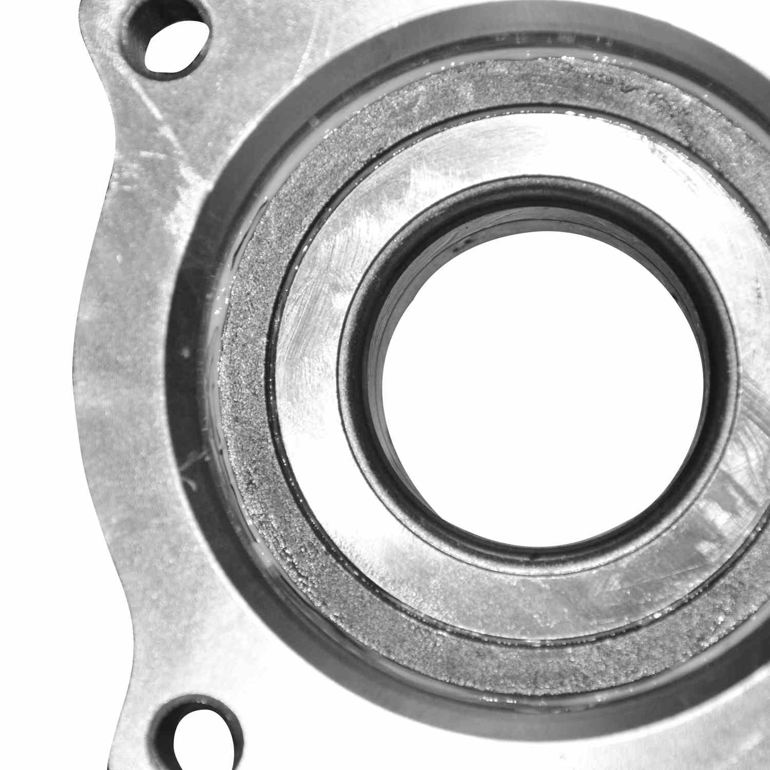 GSP Wheel Bearing and Hub Assembly 693295