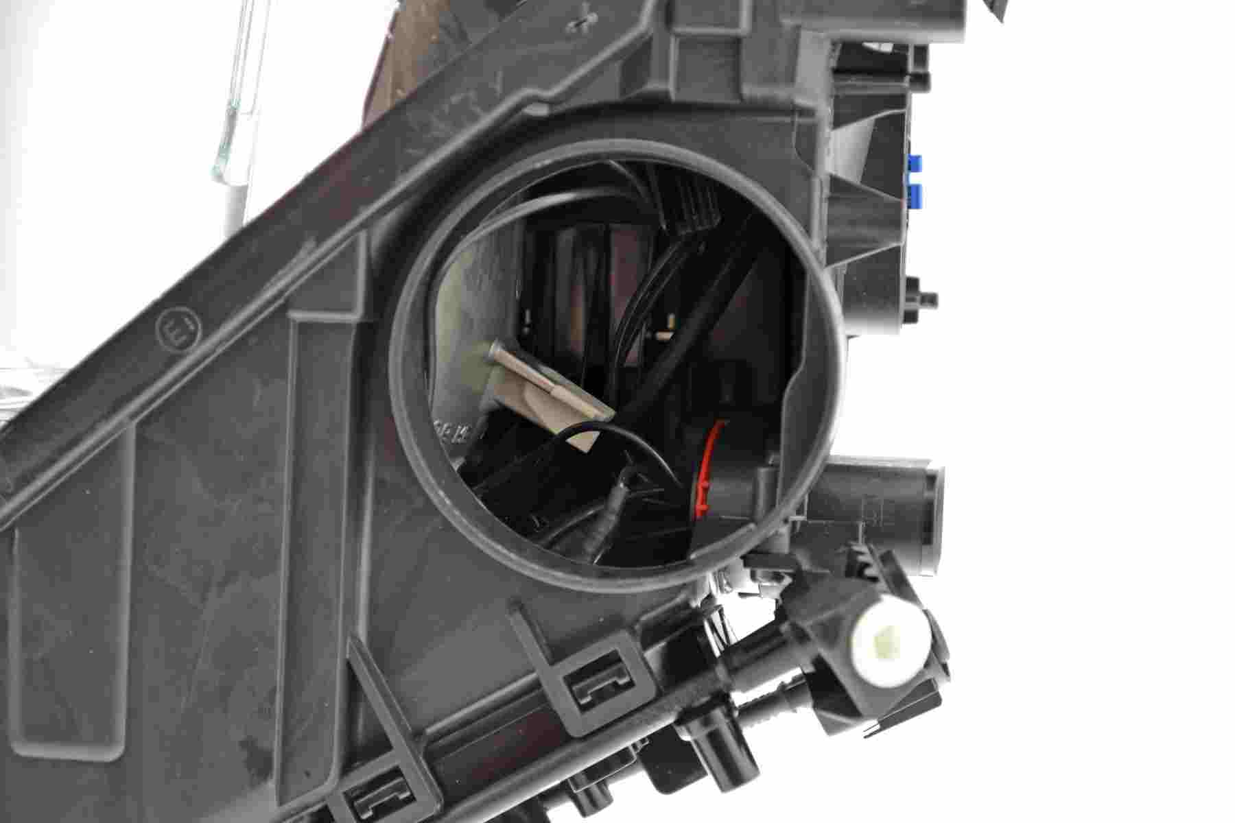 Hella Headlight Assembly 009452171