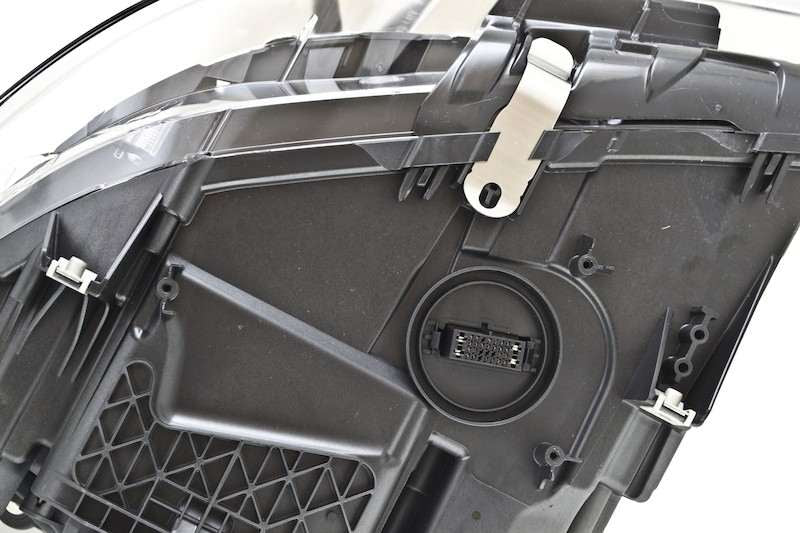Hella Headlight Assembly 011072961