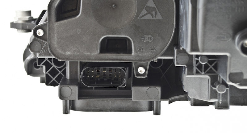 Hella 2015 Mercedes-Benz E350 E400 E550 15- Headlamp Rh Led 011091861