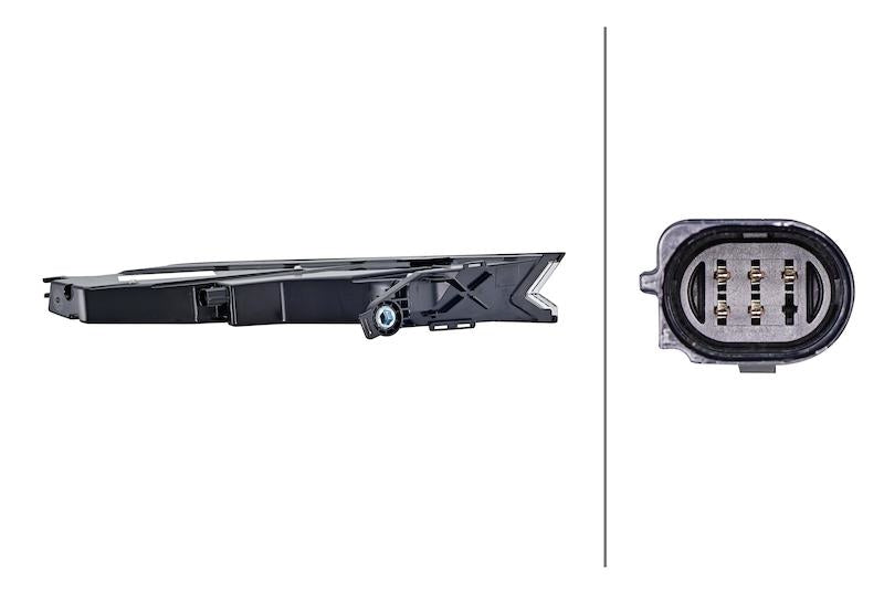 Hella Tail Light Assembly 015386571