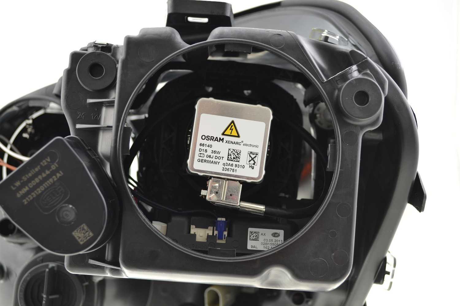 Hella Headlight Assembly 263400461