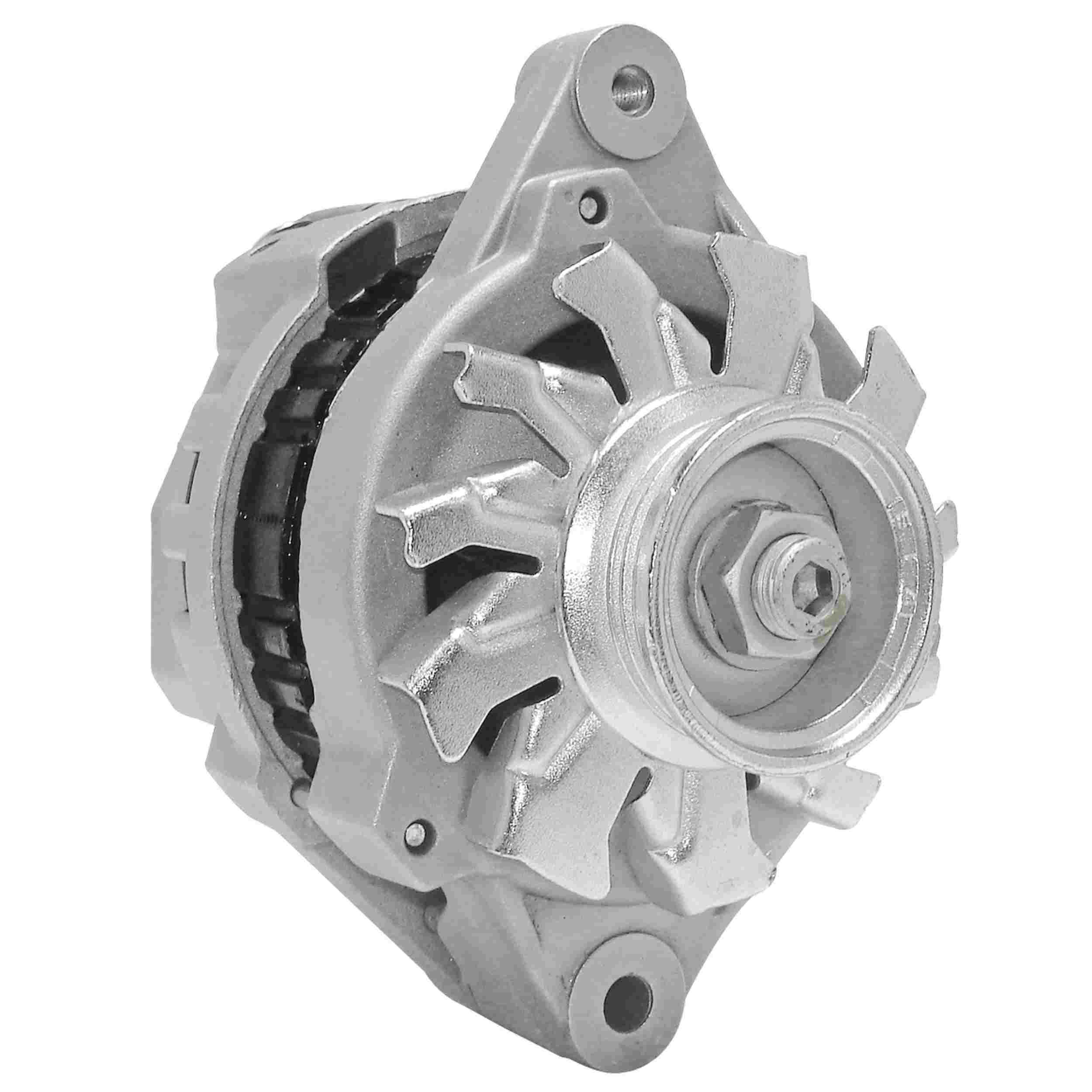 Quality-Built Alternator 15667