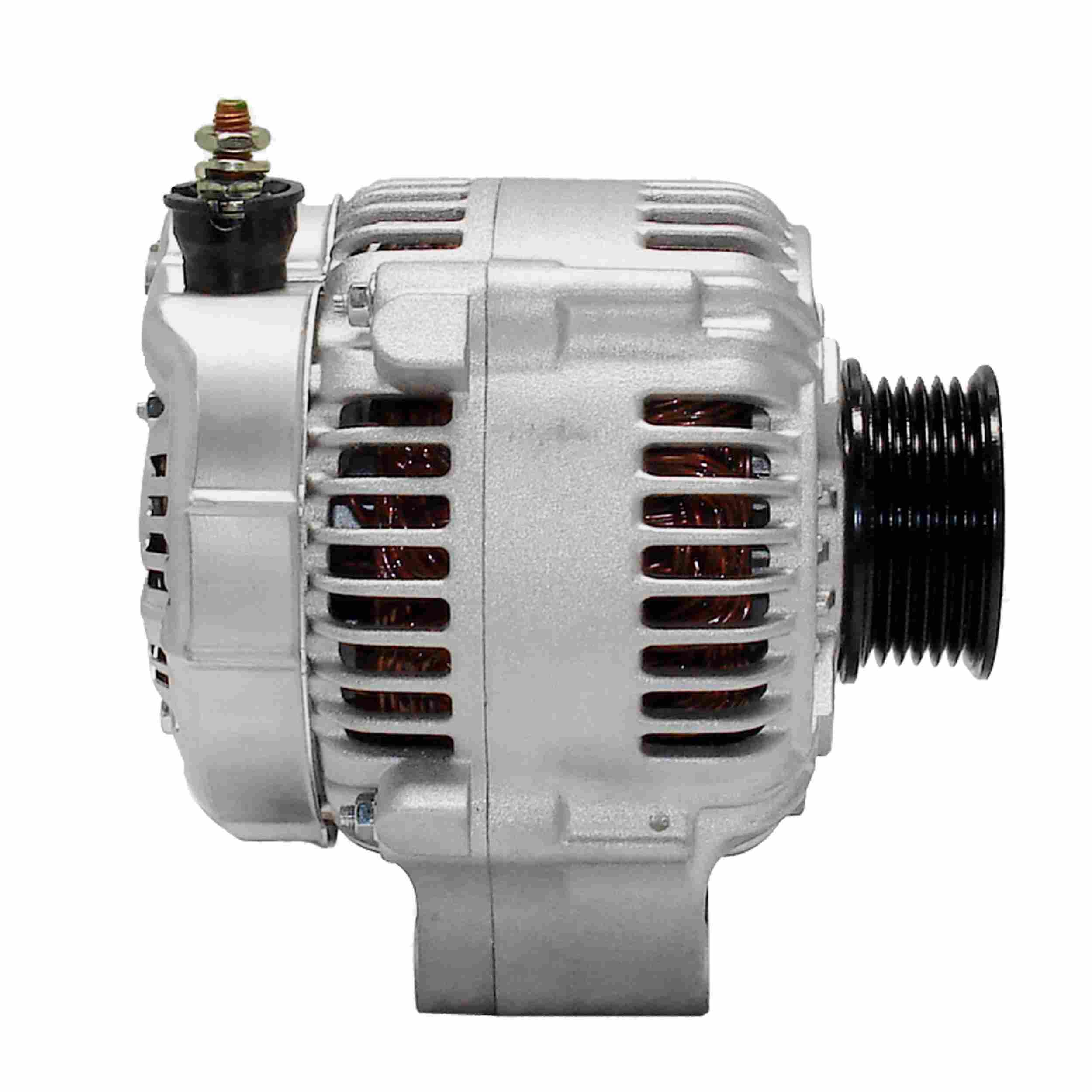 Quality-Built Alternator 15952