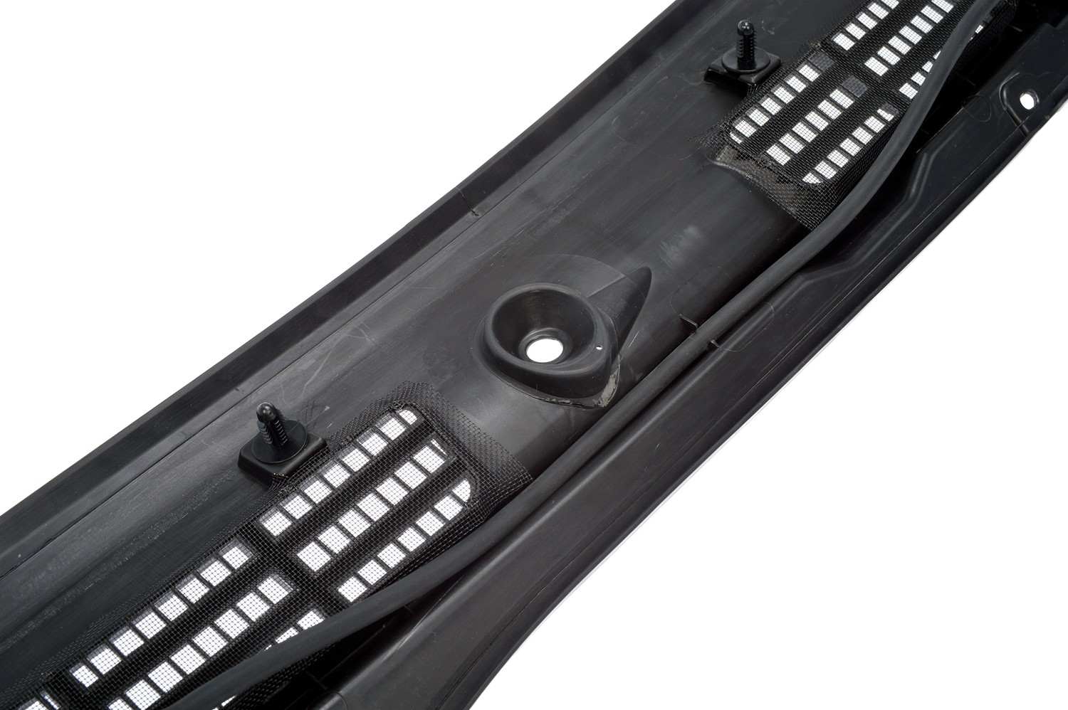 Dorman - HELP WINDSHIELD WIPER COWL 30904