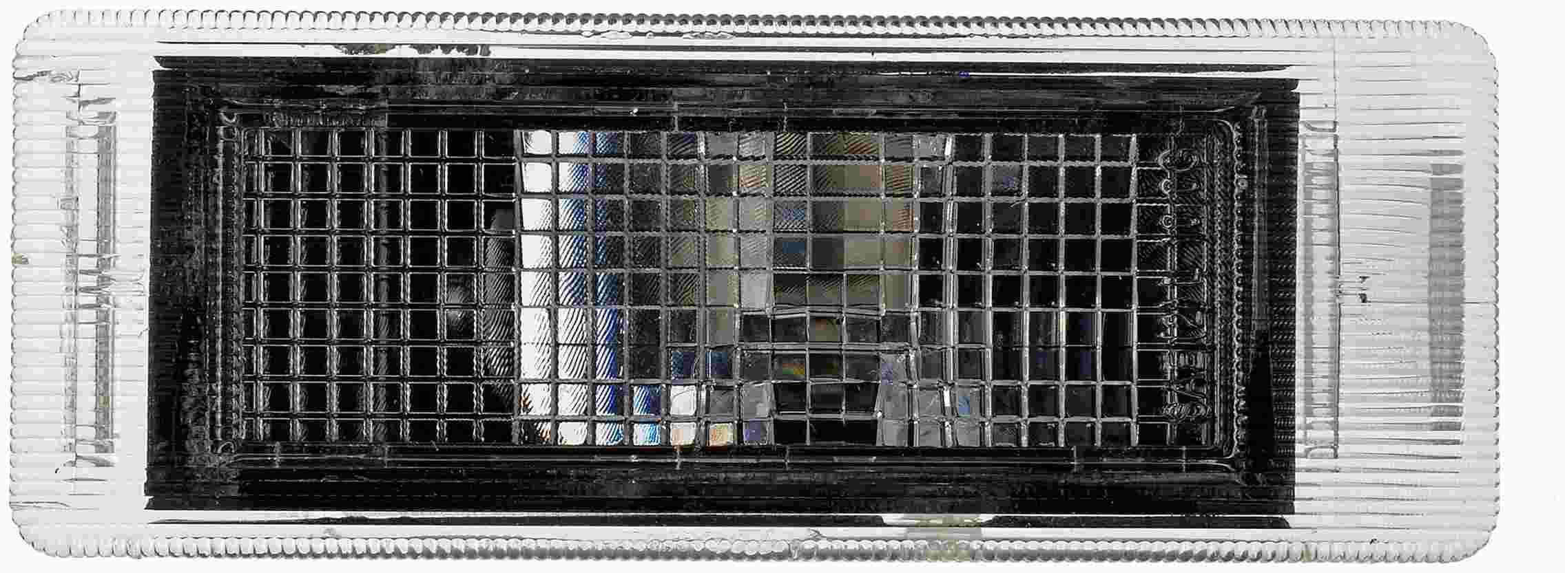 Dorman - HELP LICENSE PLATE LENS HOUSING 68207