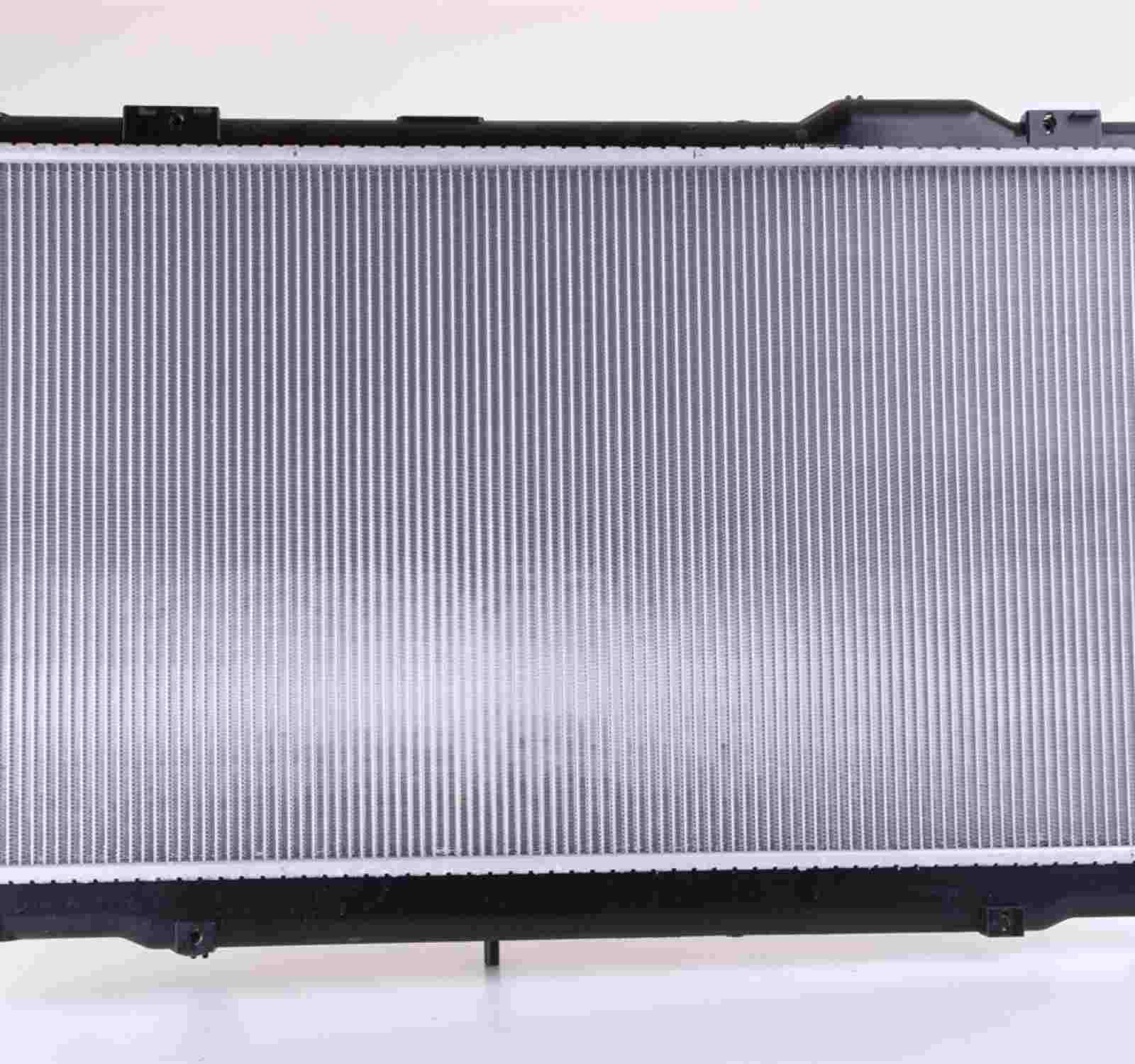 Nissens Radiator 64672