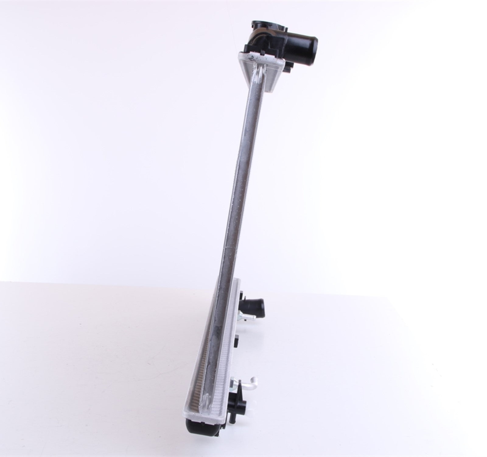 Nissens Radiator 64762