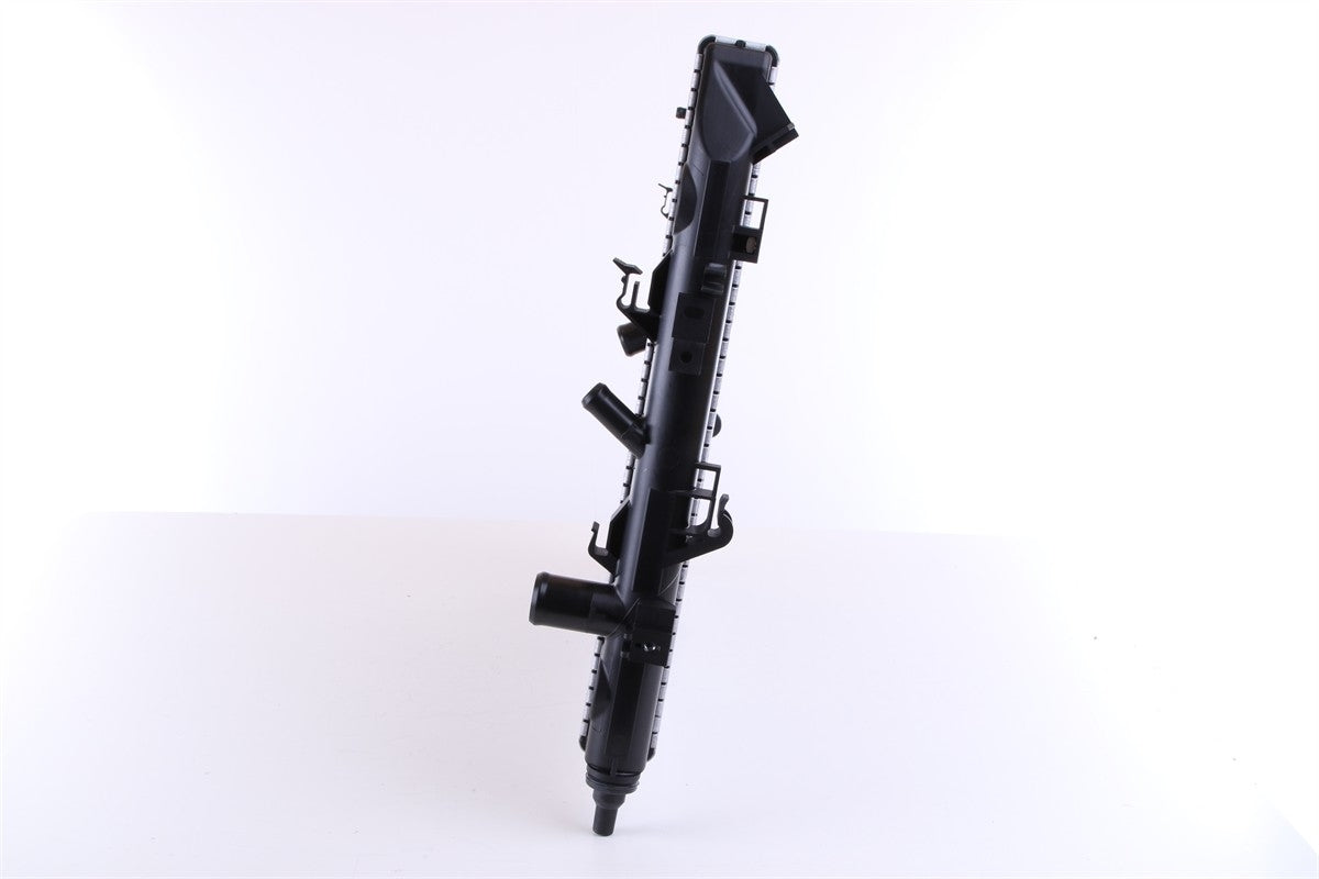 Nissens Radiator 68527