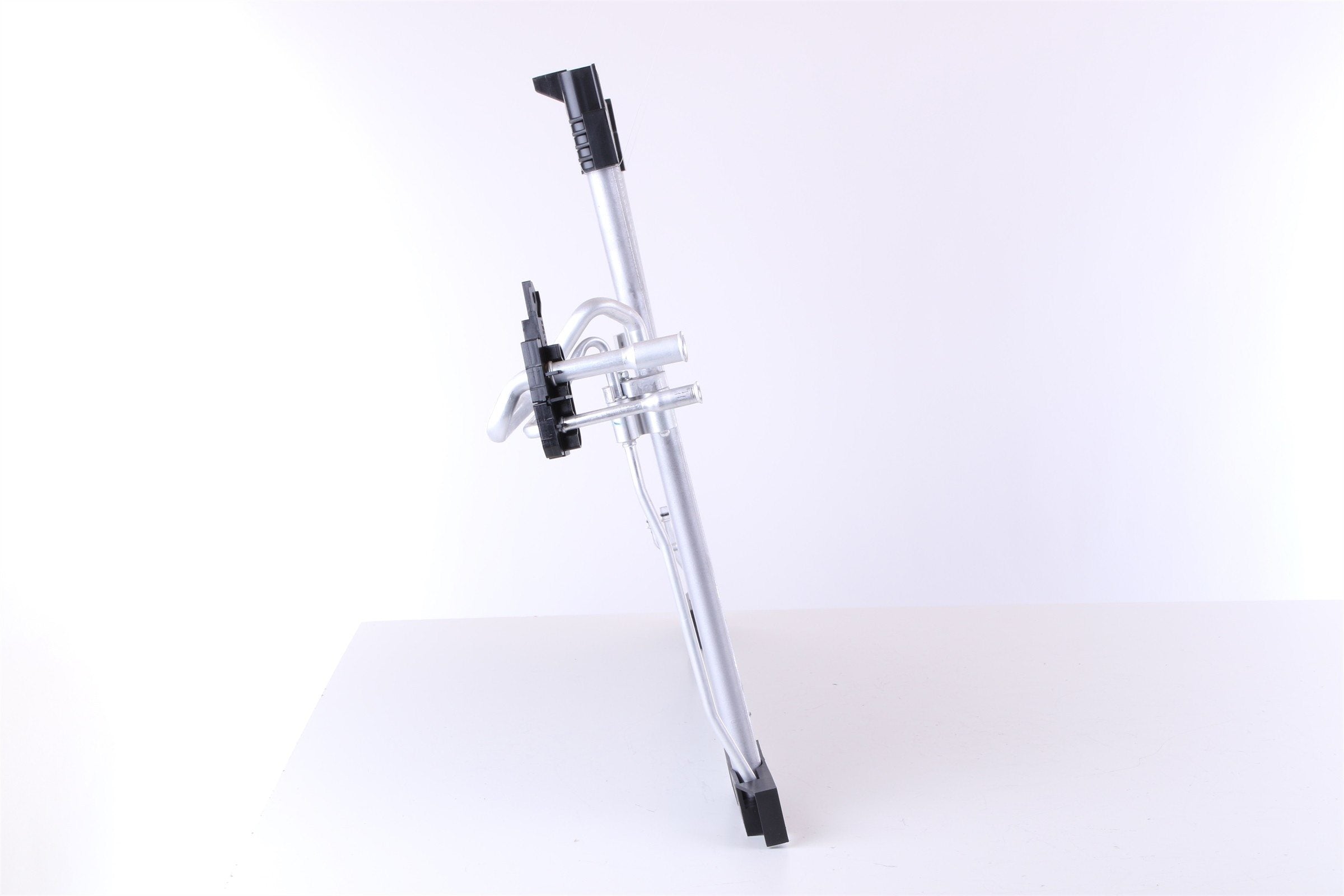 Nissens A/C Condenser  top view frsport 940616