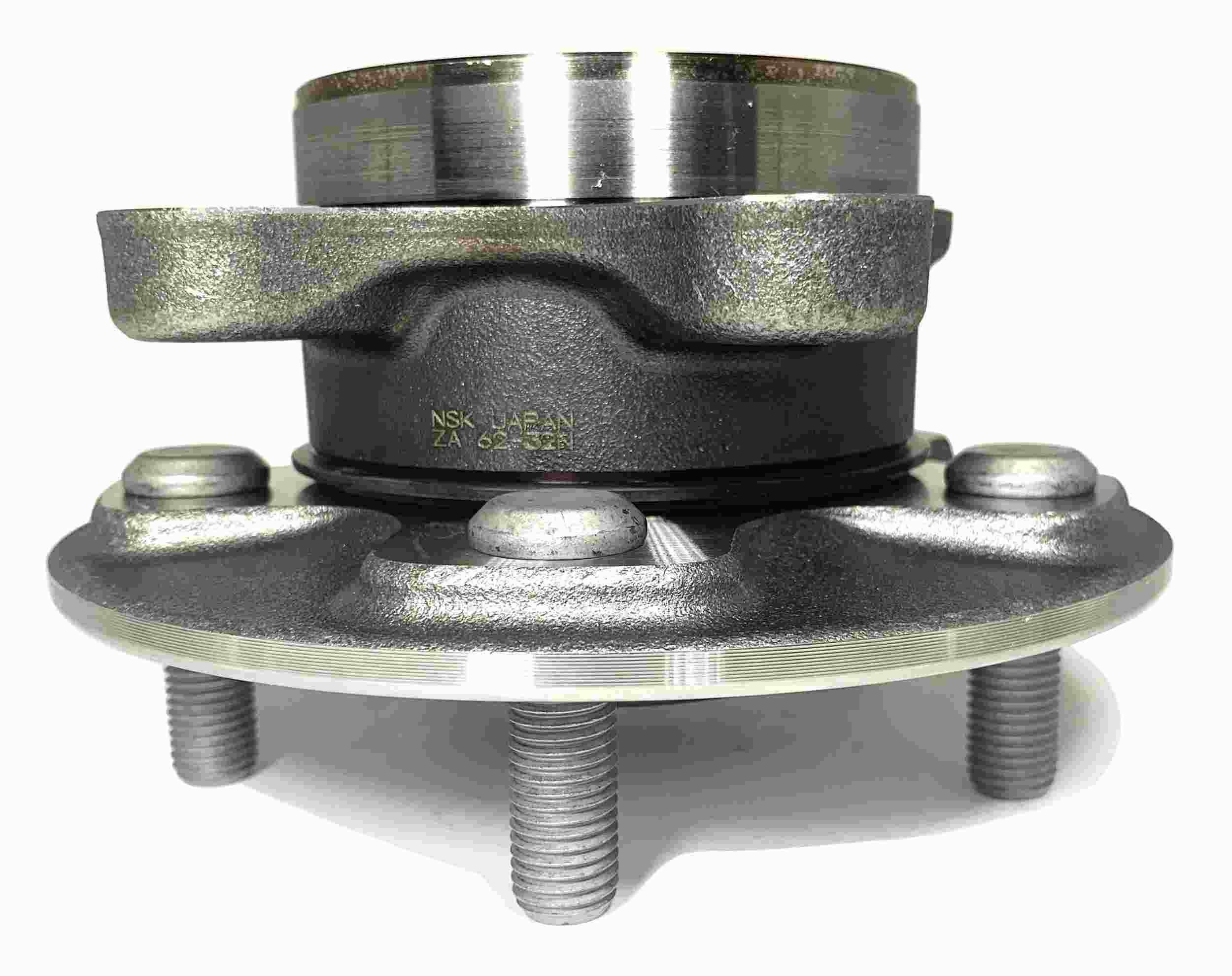 NSK Wheel Bearing and Hub Assembly 62BWKH32