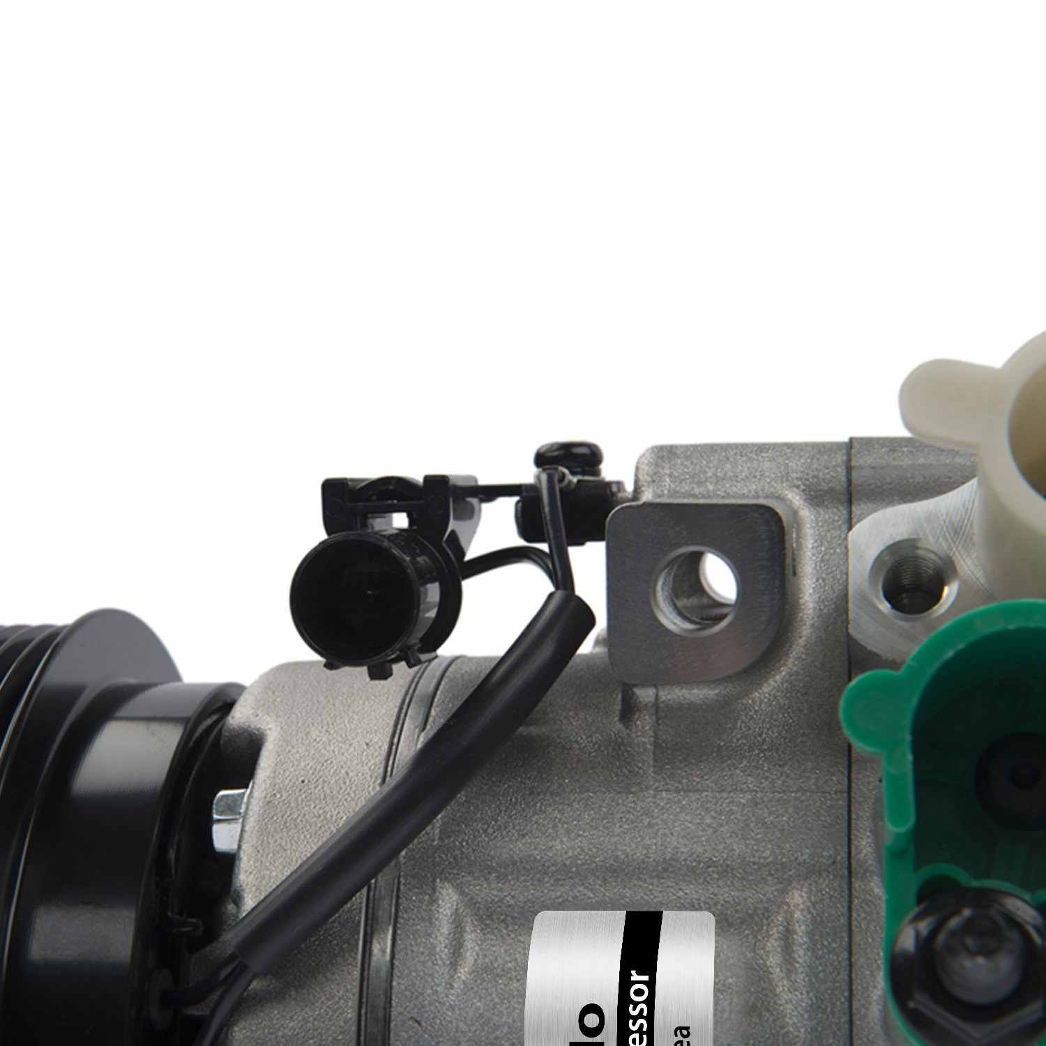 Mando A/C Compressor 10A1038