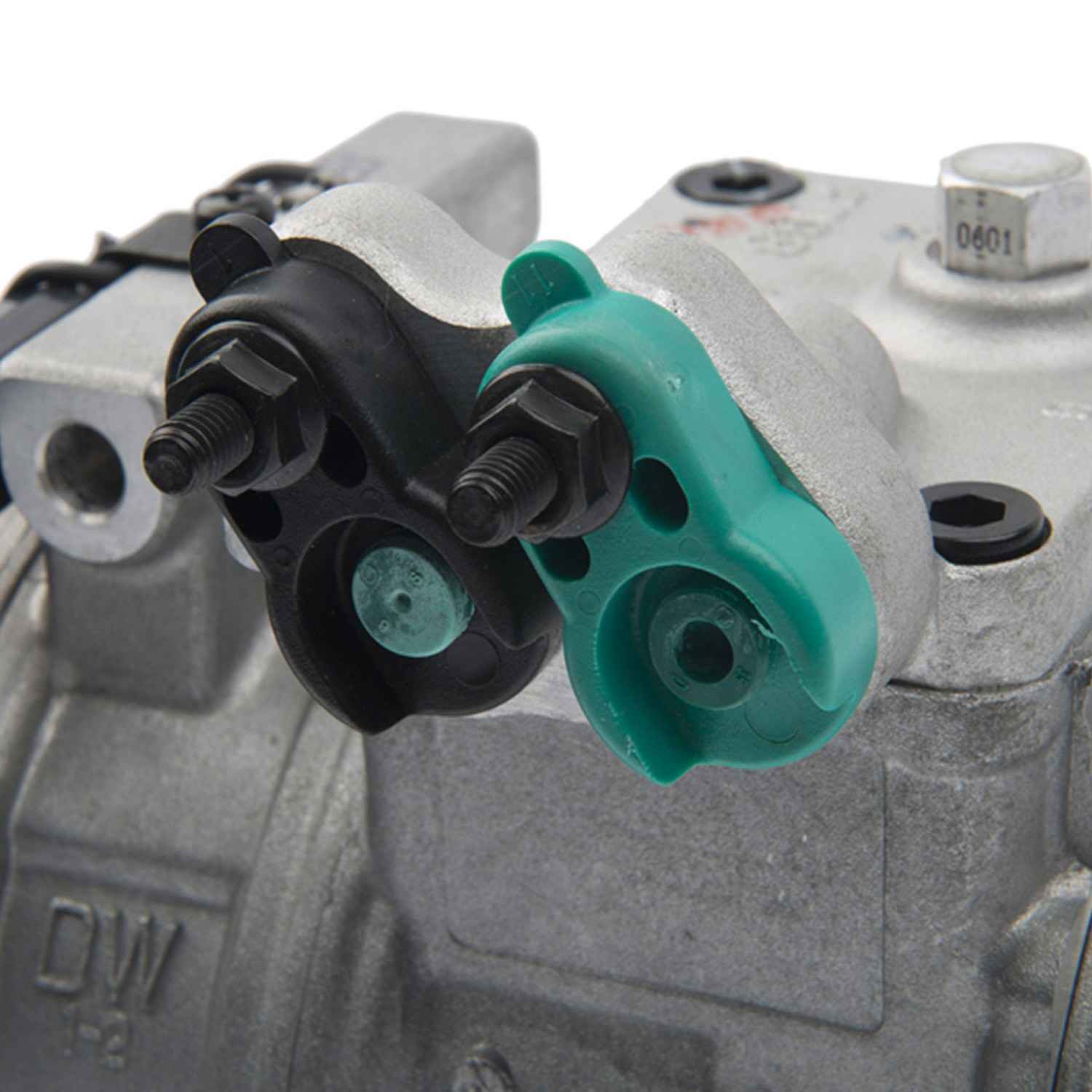 Mando A/C Compressor 10A1064