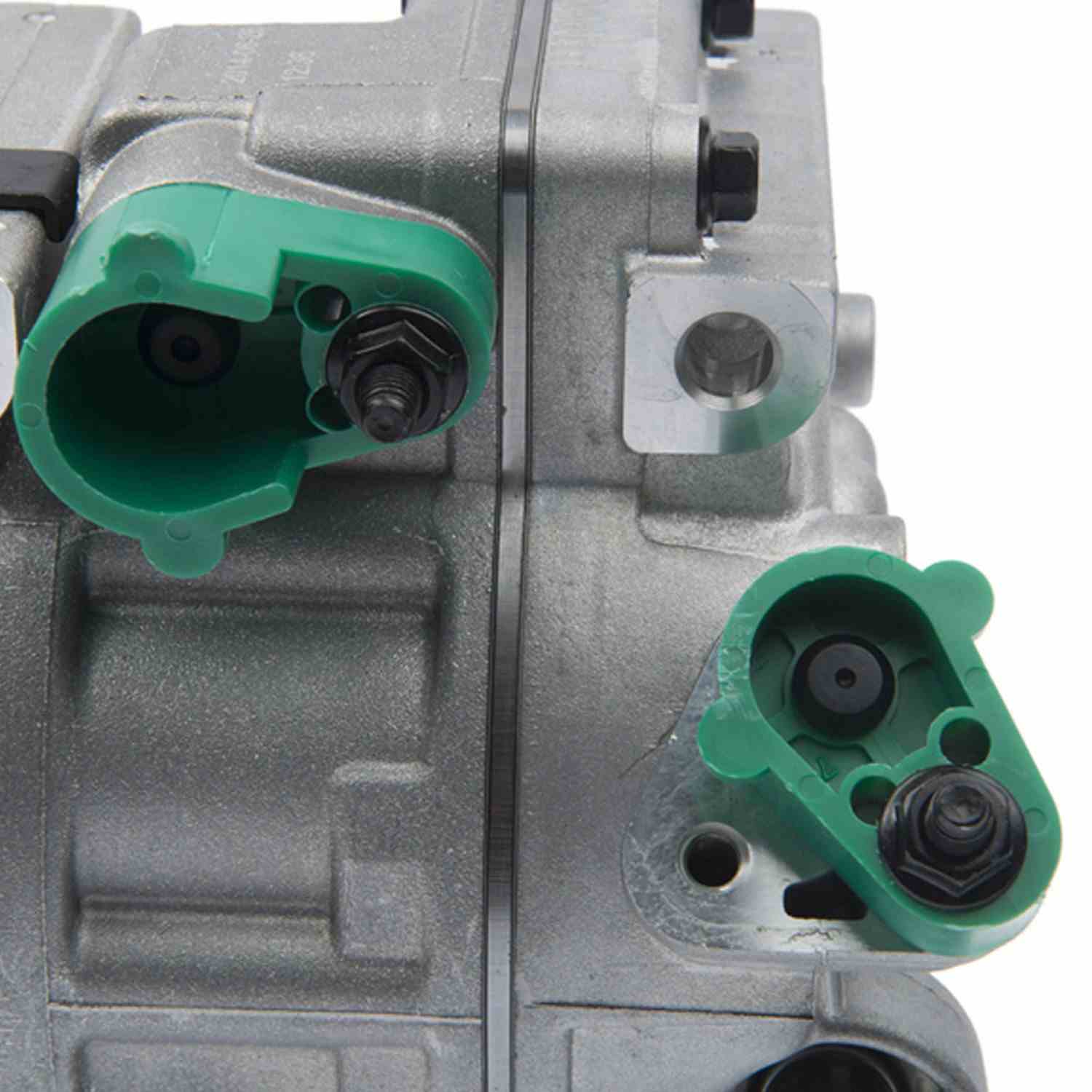 Mando A/C Compressor 10A1083