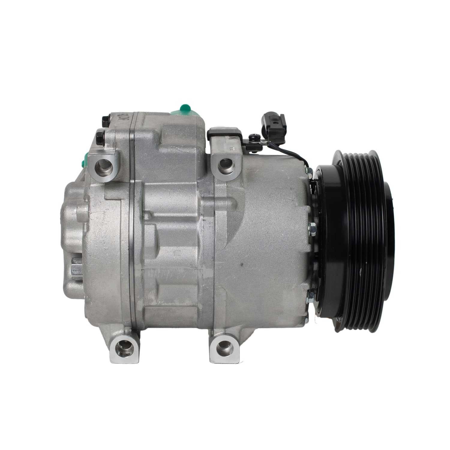 Mando A/C Compressor 10A1090