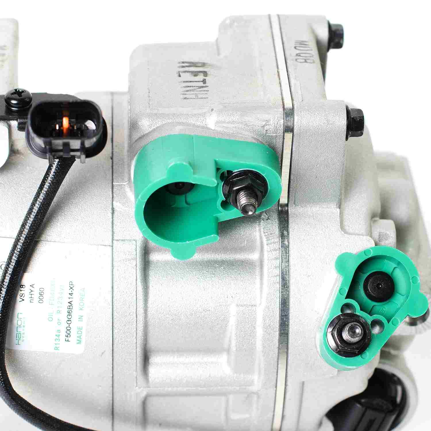Mando A/C Compressor 10A1103