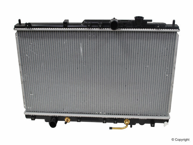 DENSO Auto Parts Radiator 221-3305