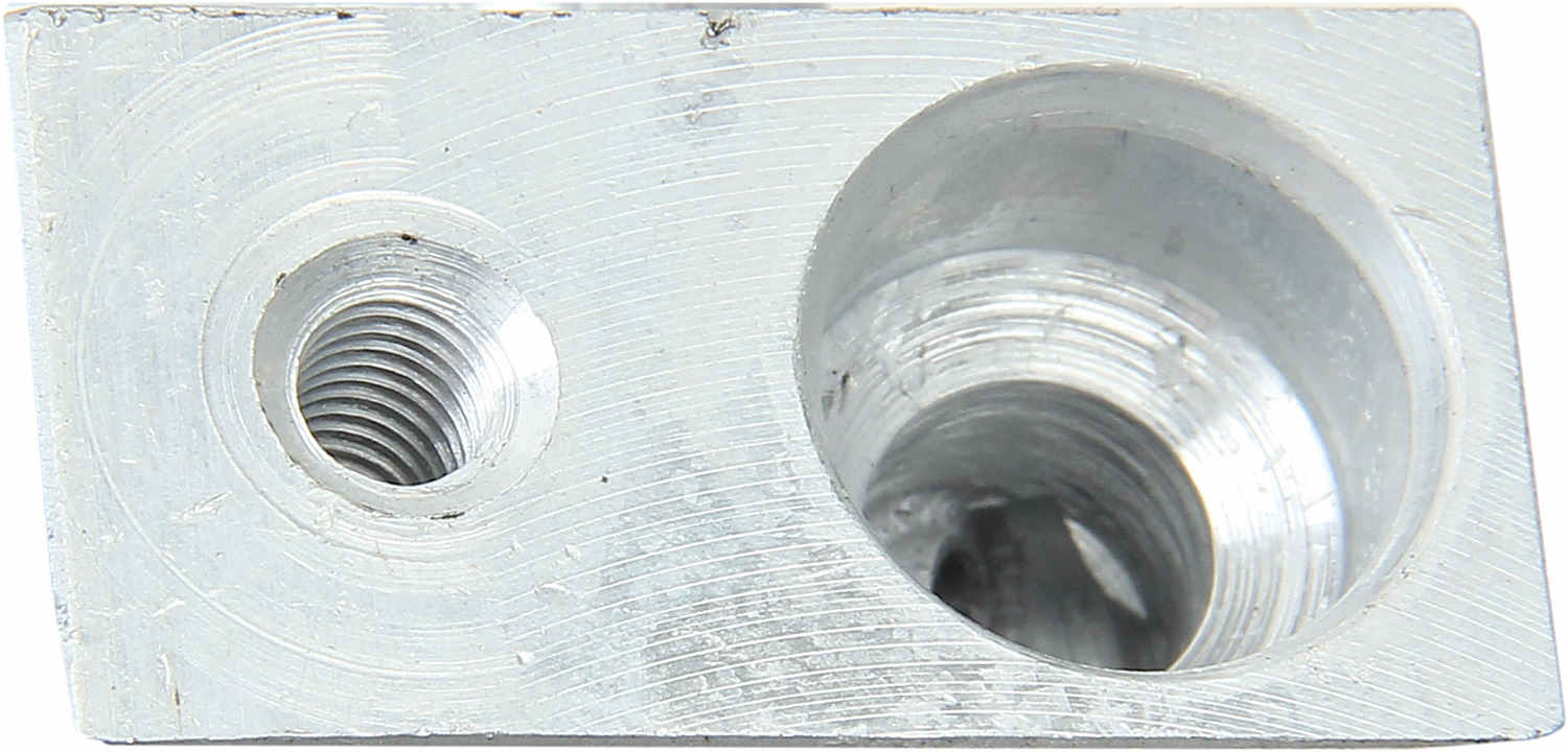 DENSO Auto Parts A/C Condenser 477-0649