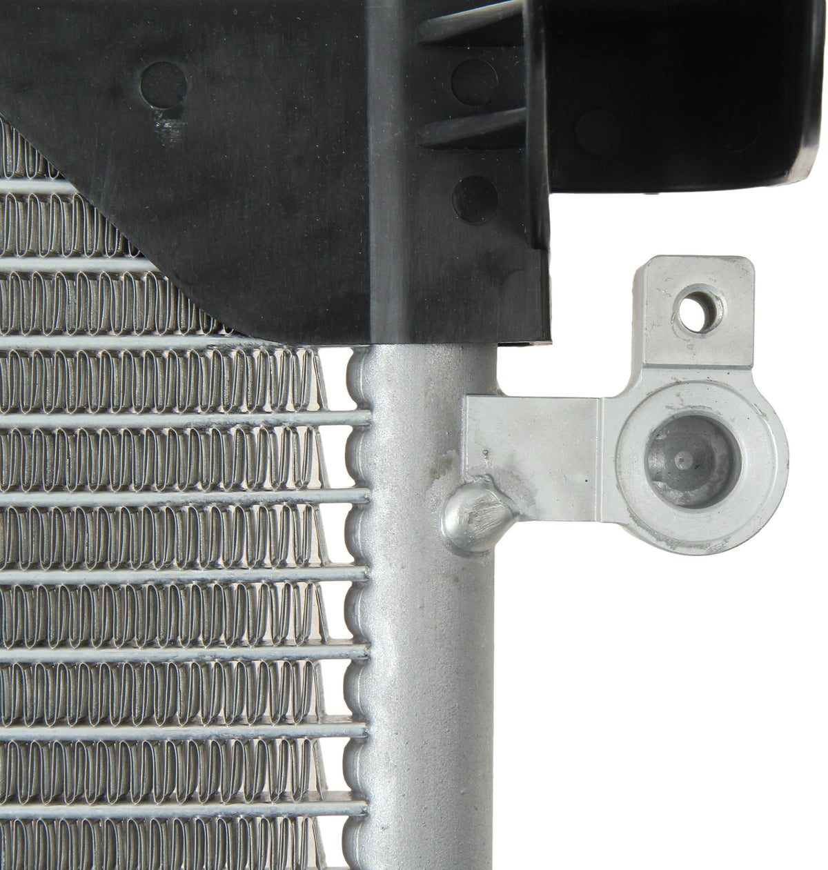 DENSO Auto Parts A/C Condenser 477-0839