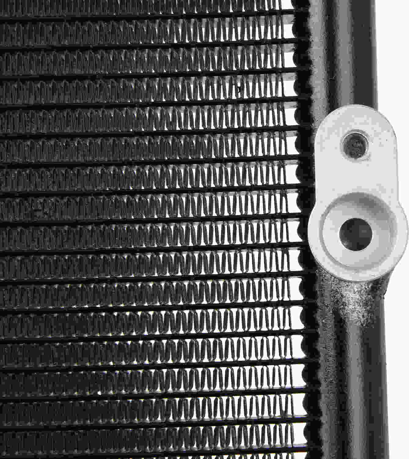 DENSO Auto Parts A/C Condenser 477-0843