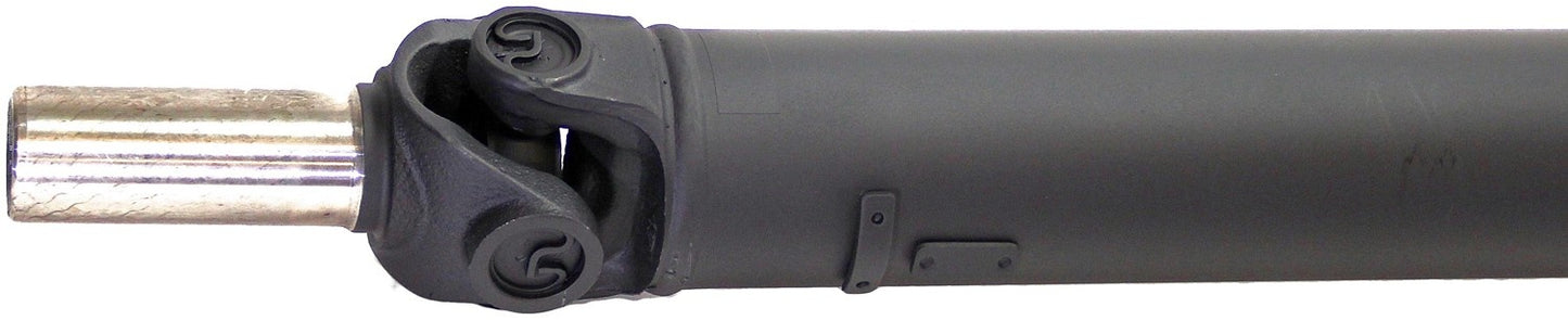 Dorman - OE Solutions Drive Shaft with serviceable U-joints for 1996-2002 Toyota 4Runner 936-711