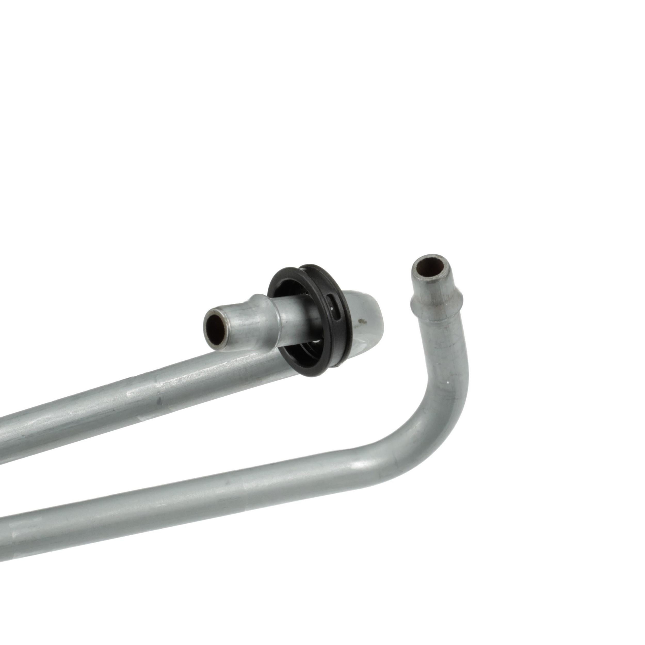 Sunsong Automatic Transmission Oil Cooler Hose Assembly 5801320