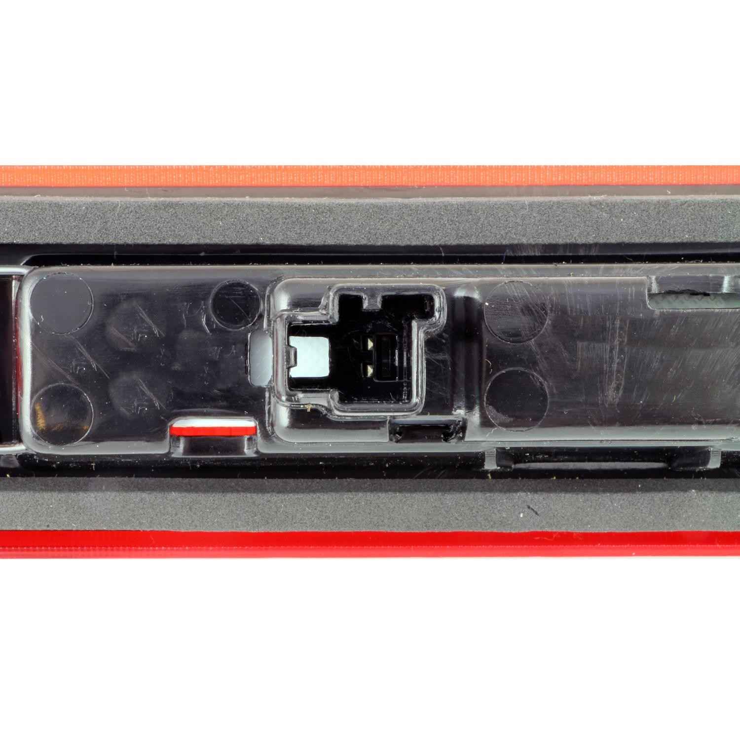 Standard Ignition Center High Mount Stop Light BTL101