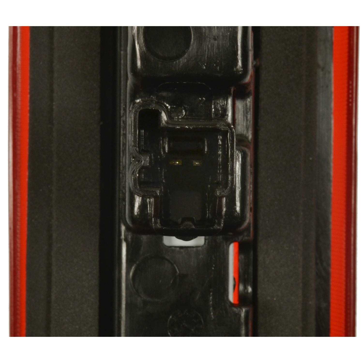 Standard Ignition Center High Mount Stop Light BTL131