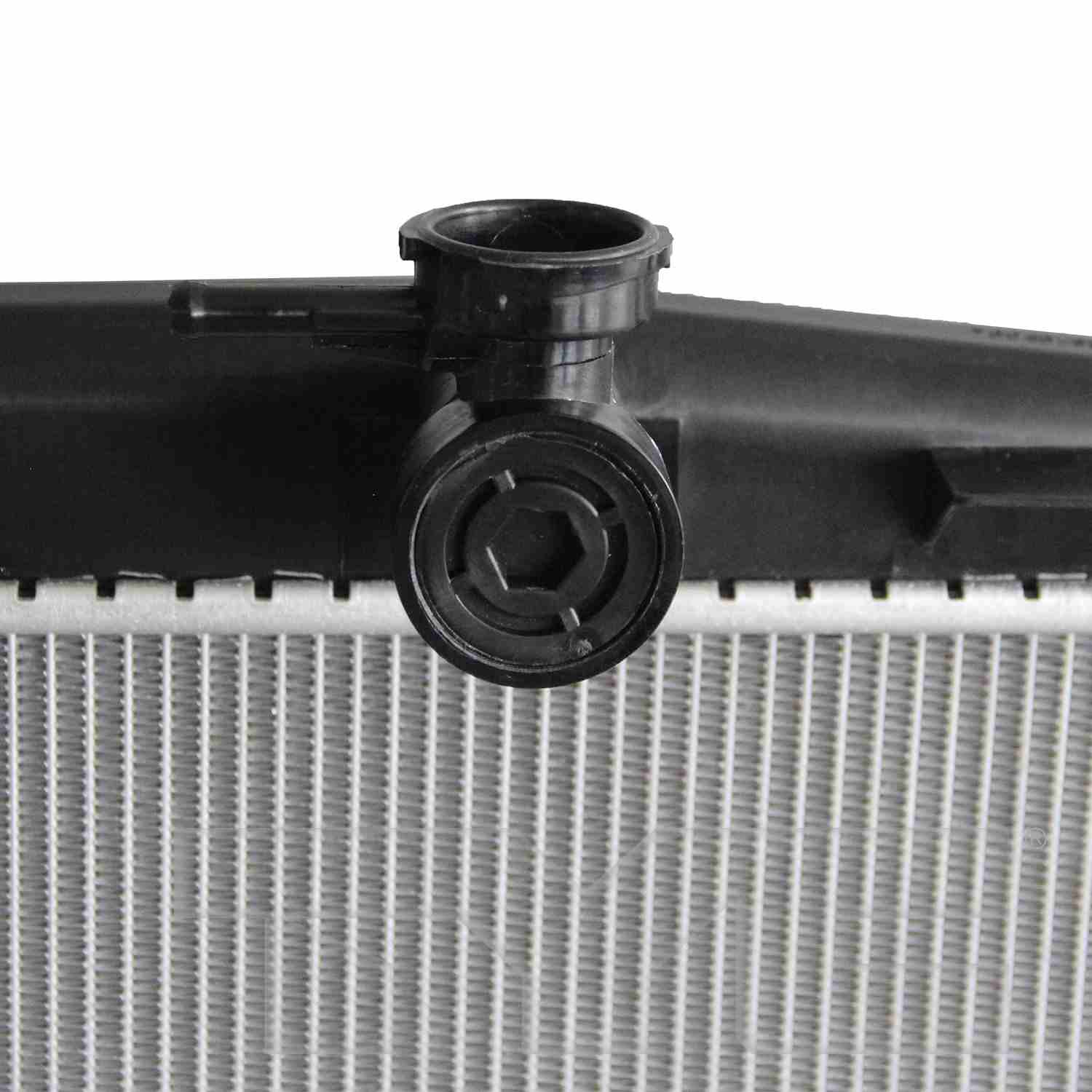 TYC Radiator 13657