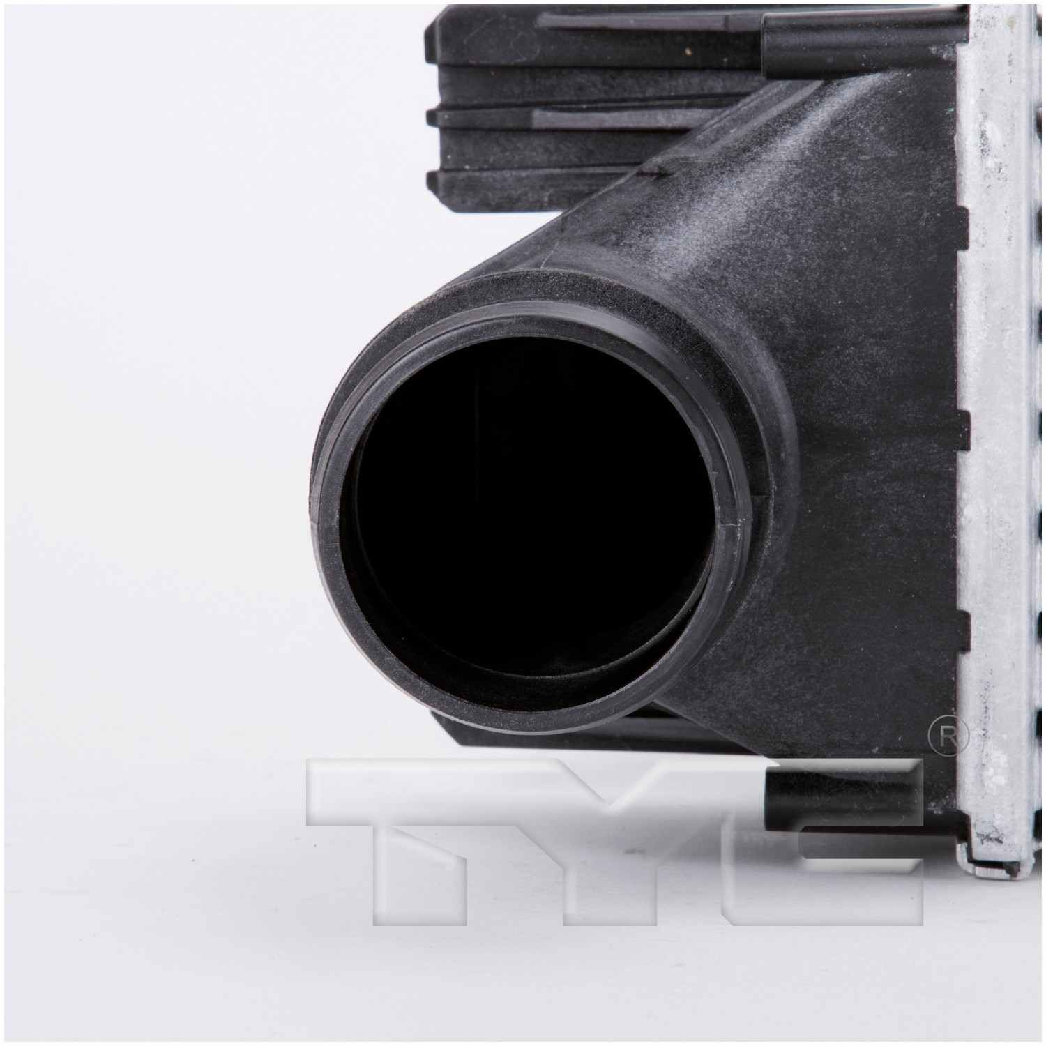 TYC Intercooler 18027